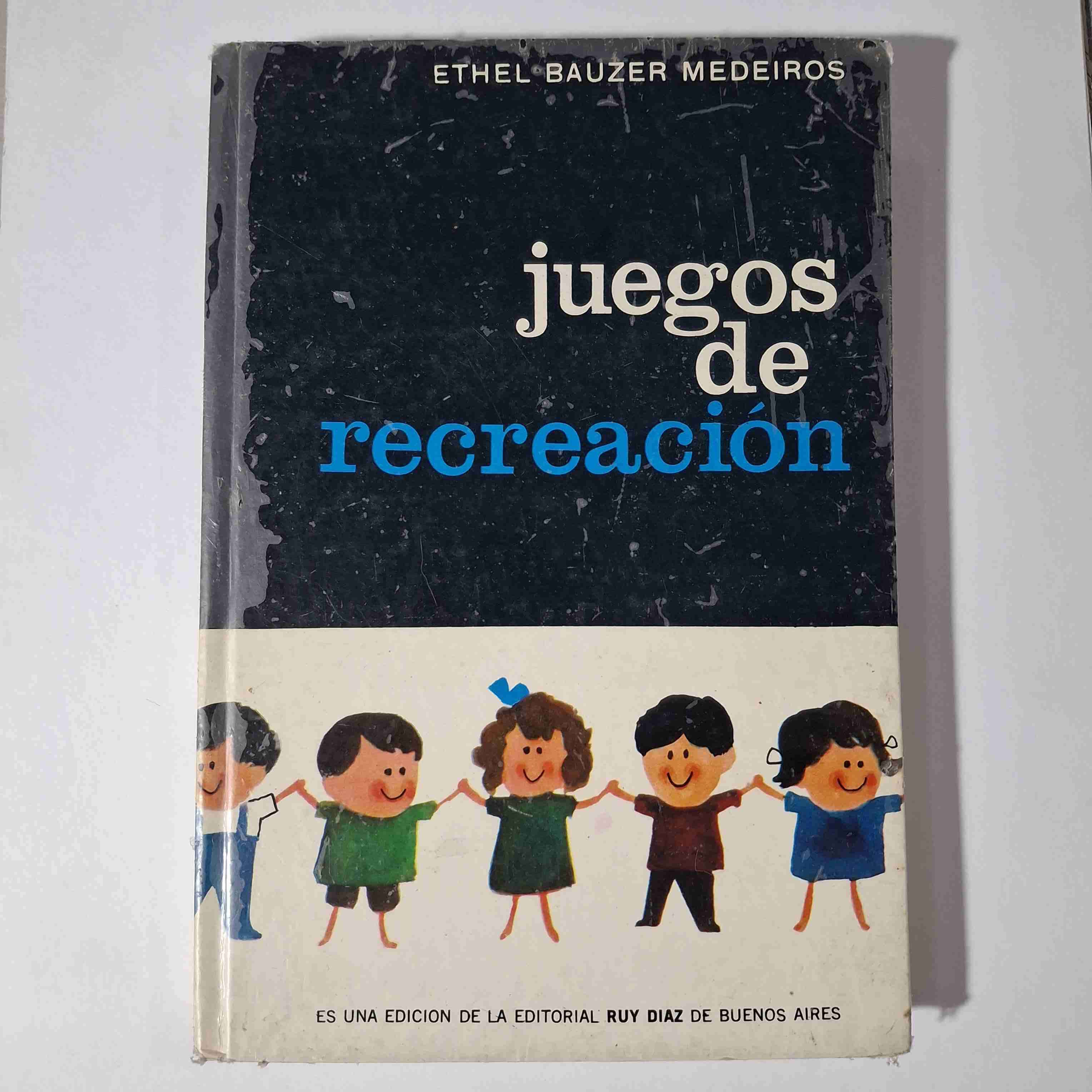 Libro 'Juegos de Recreación' usado