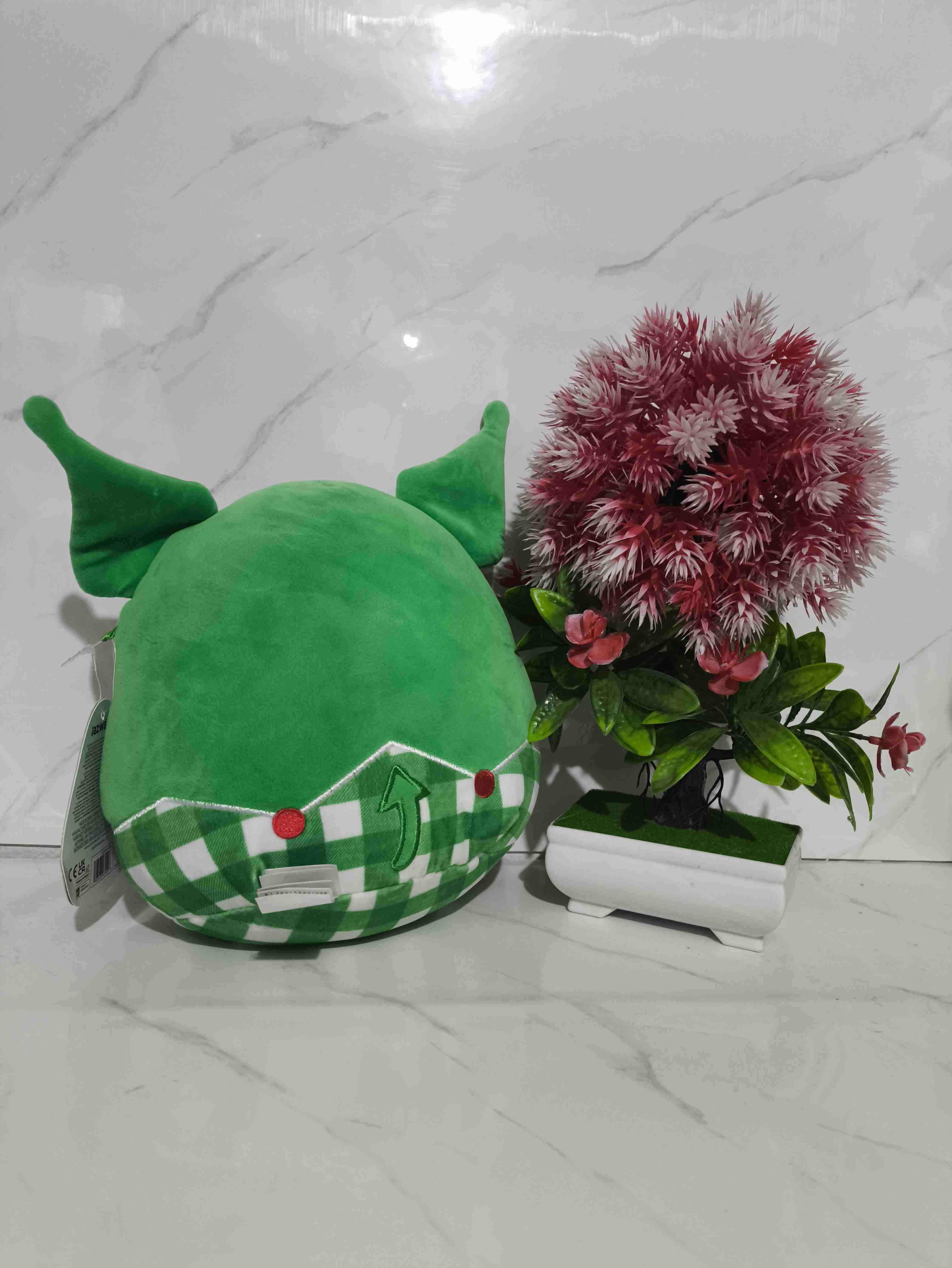 Peluche verde navideño kawaii Kuromi Squishmall - miniatura 3