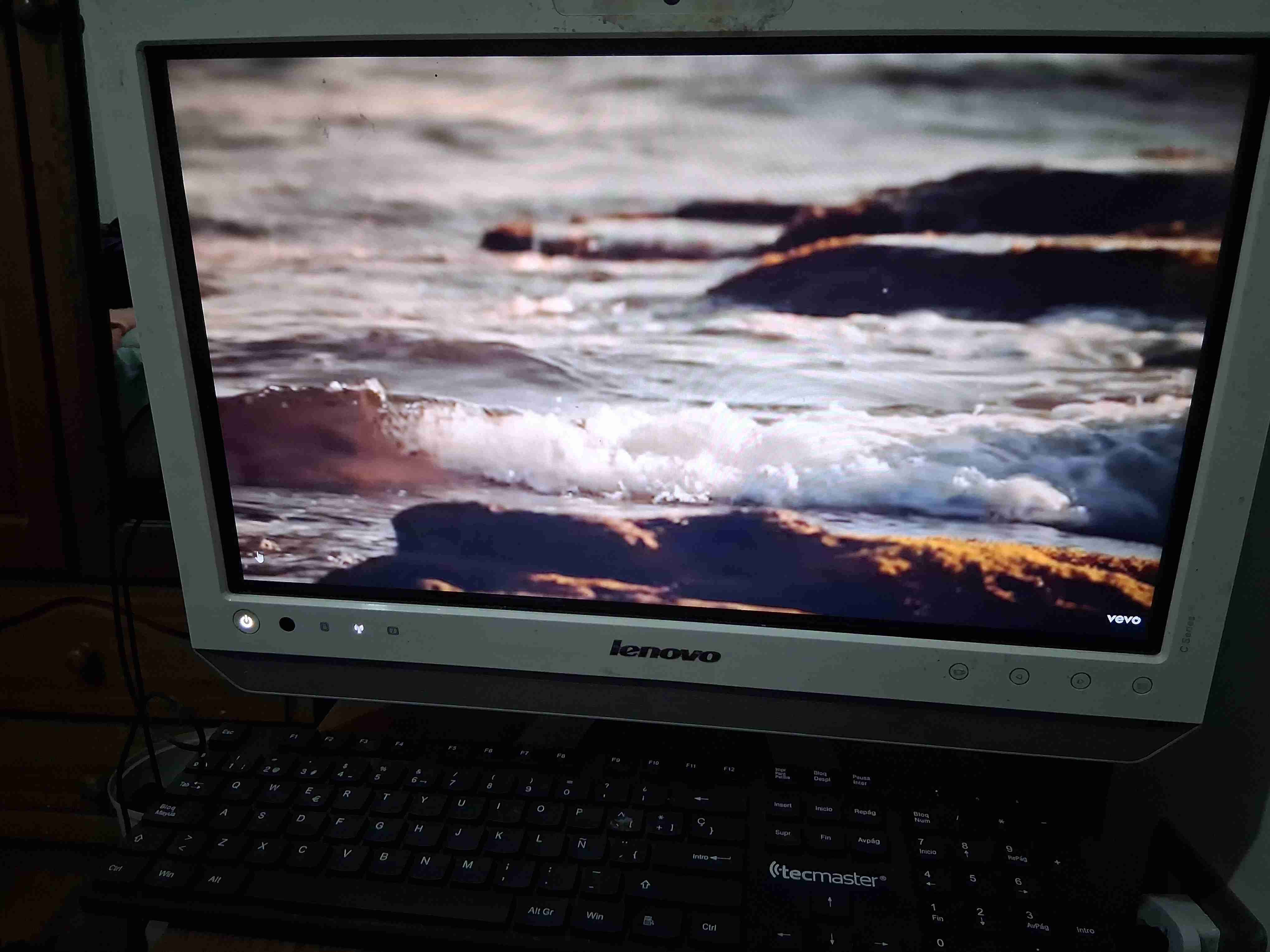 Monitor Lenovo C-Series - miniatura 3