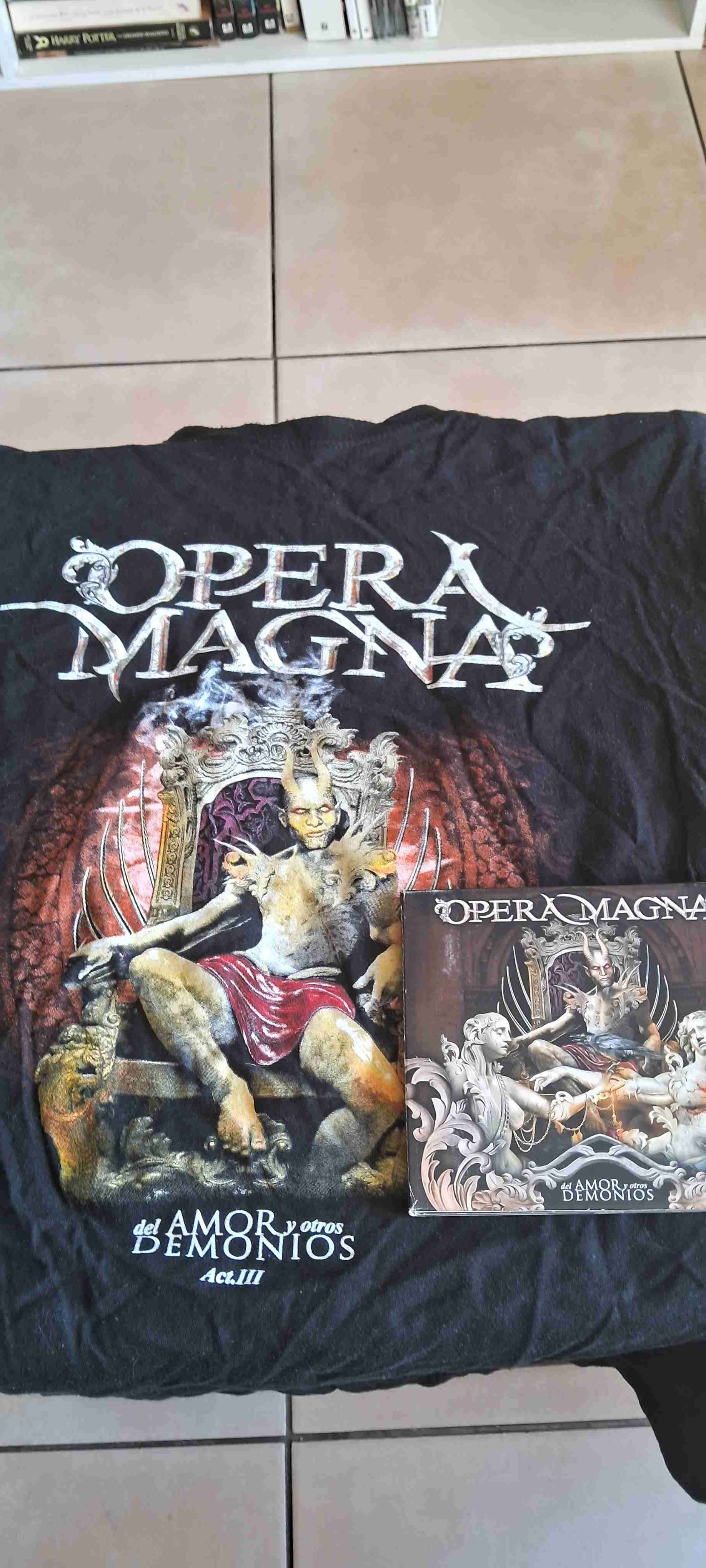 Polera y CD Opera Magna