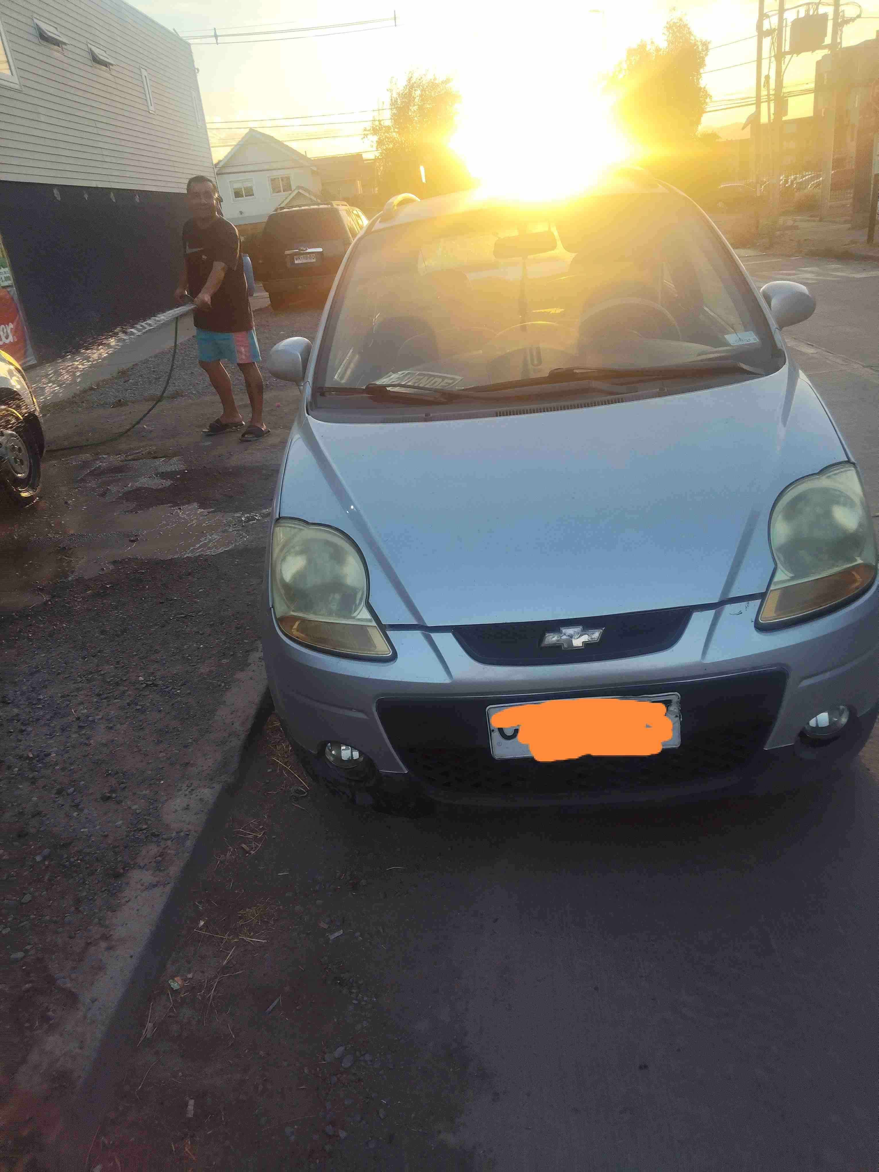 Auto Chevrolet usado en buen estado - miniatura 3