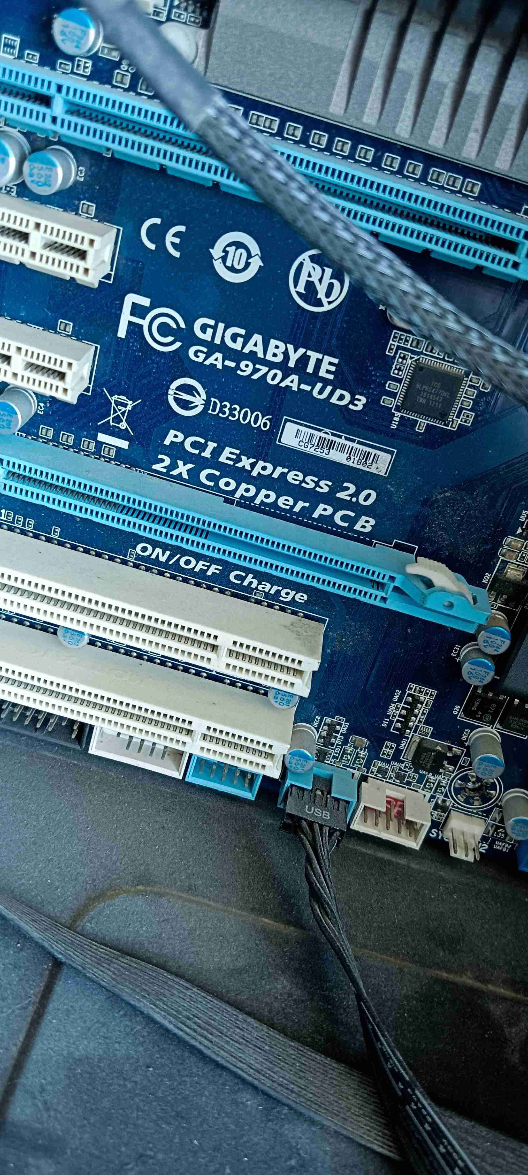 AMD RX 580 8 GB 2048SP / 24 GB RAM / SSD 500 GB - miniatura 4