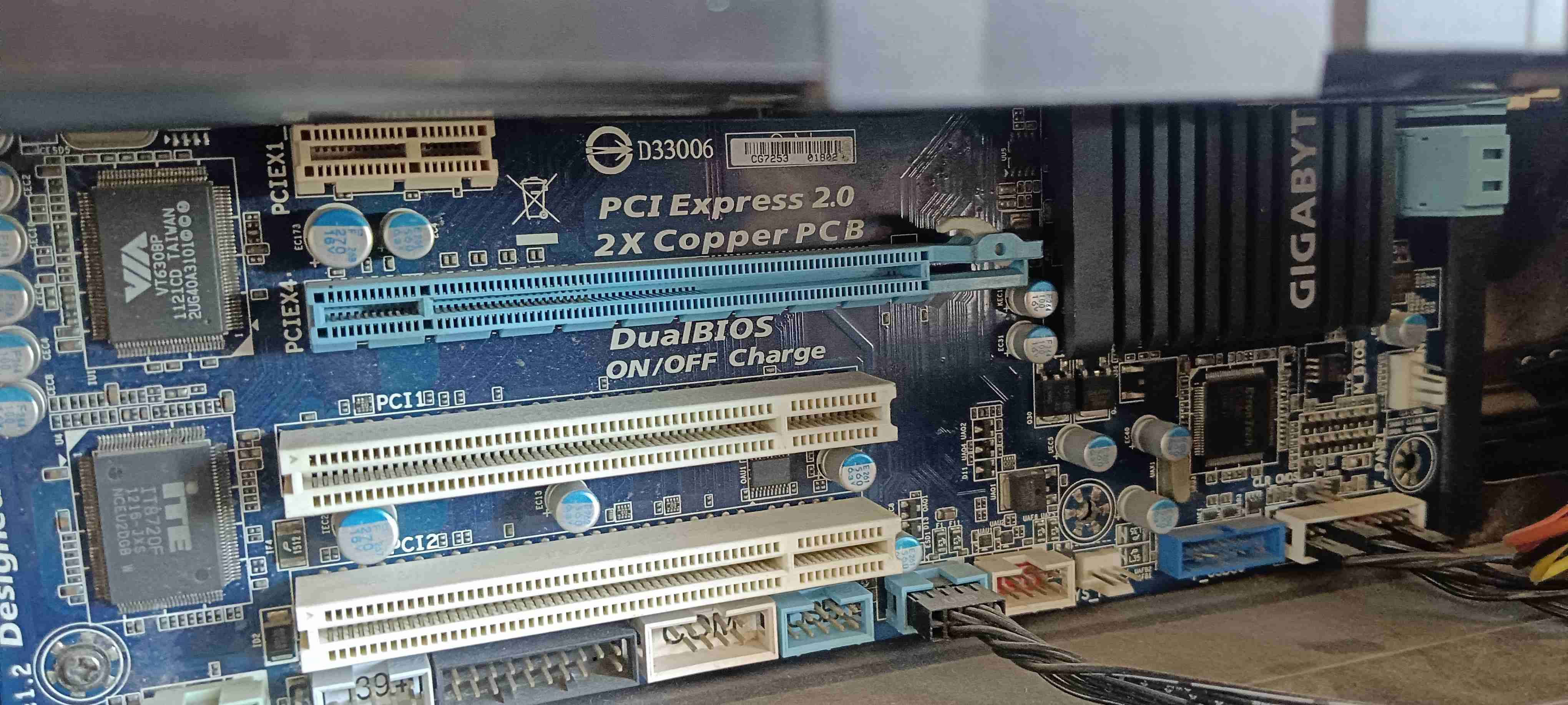 AMD RX 580 8 GB 2048SP / 24 GB RAM / SSD 500 GB - miniatura 5