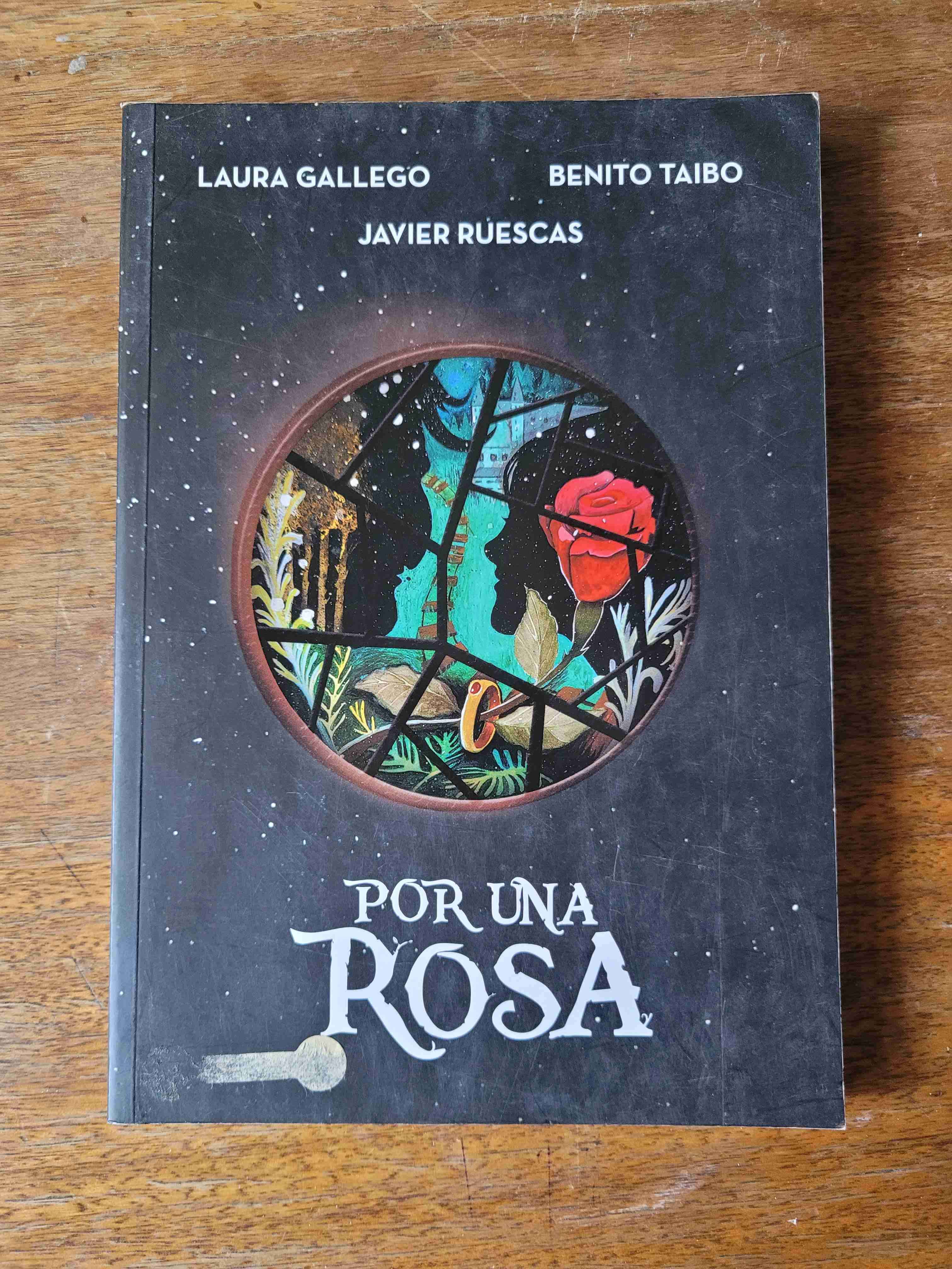 Libro 'Por una Rosa'