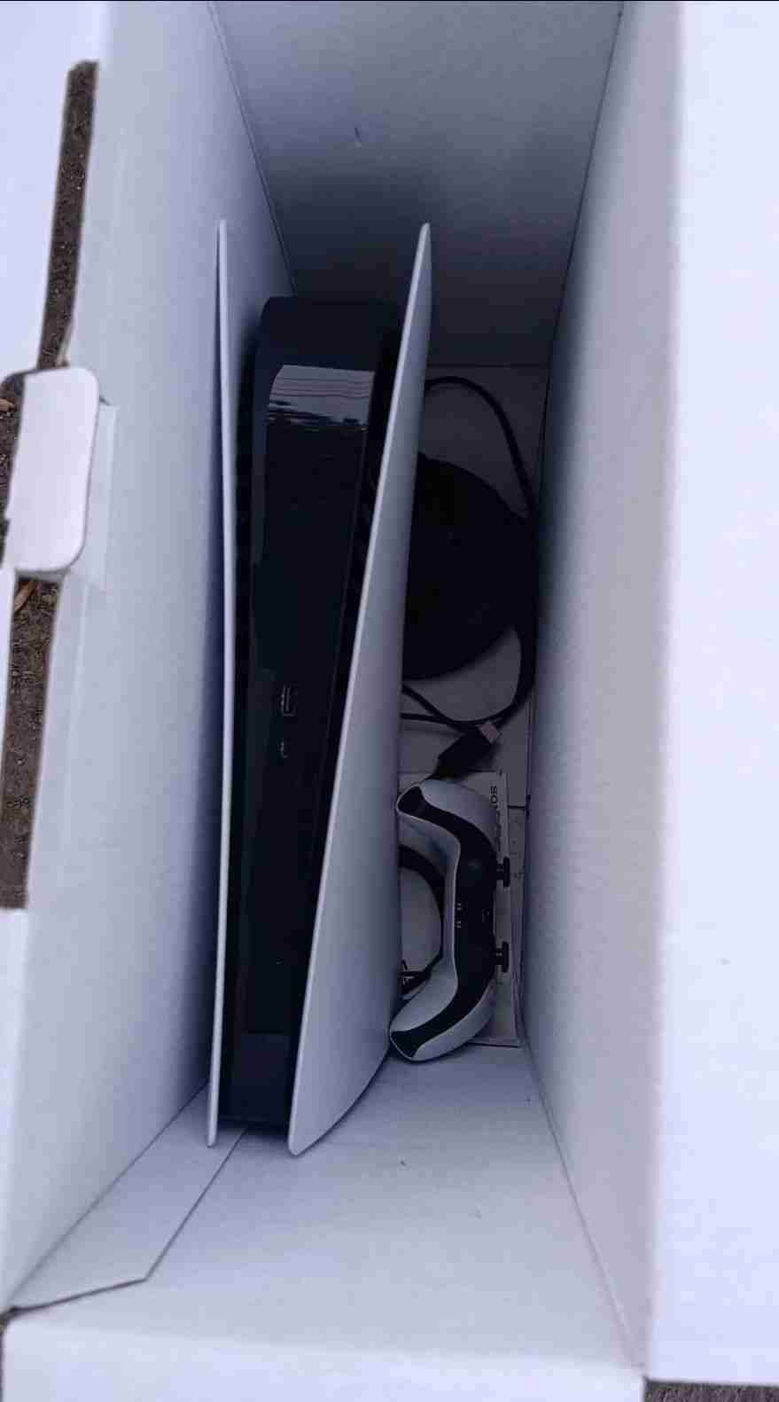 Consola PlayStation 5 nueva - miniatura 2