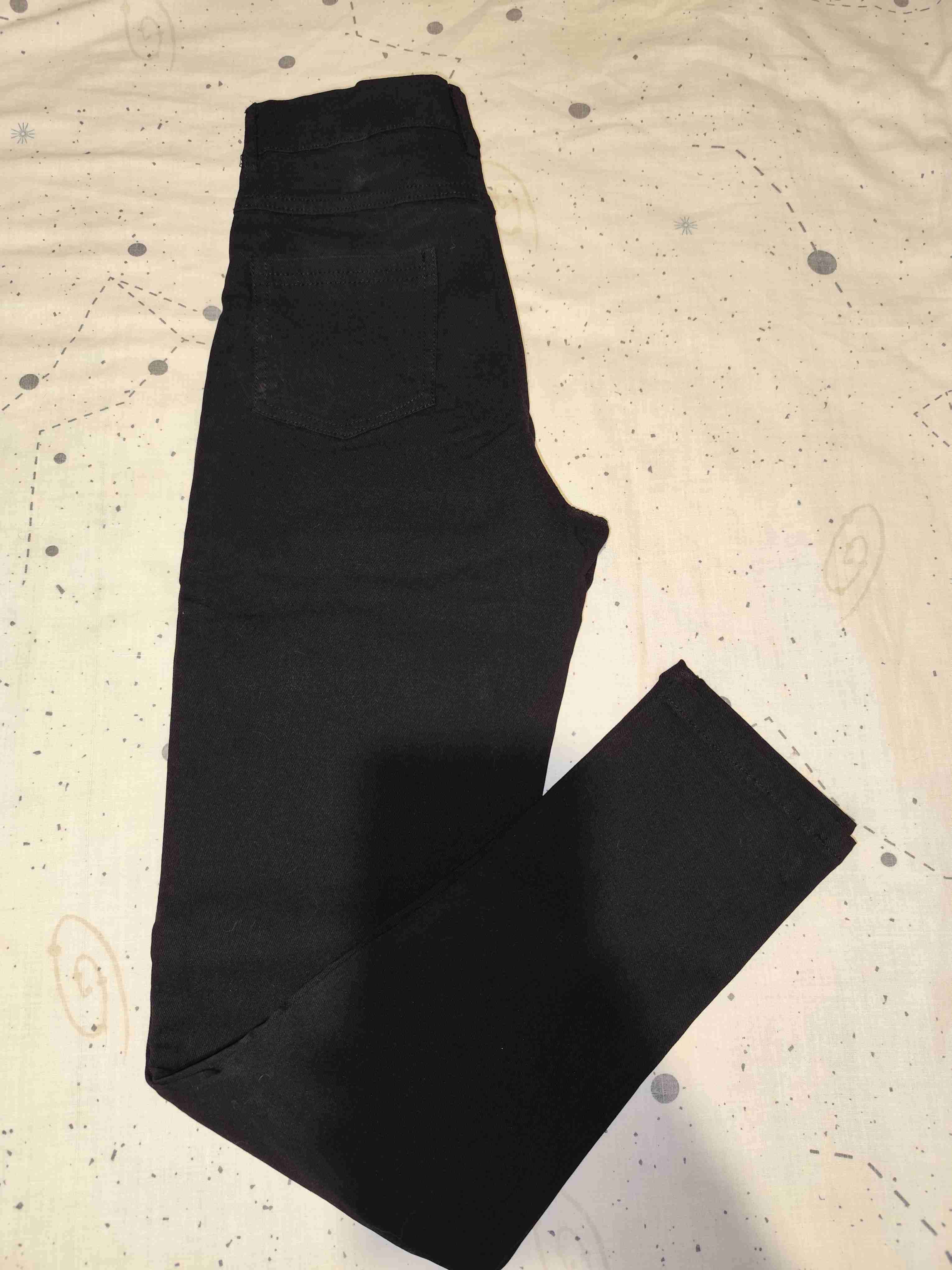 Jeans negros ajuste perfecto