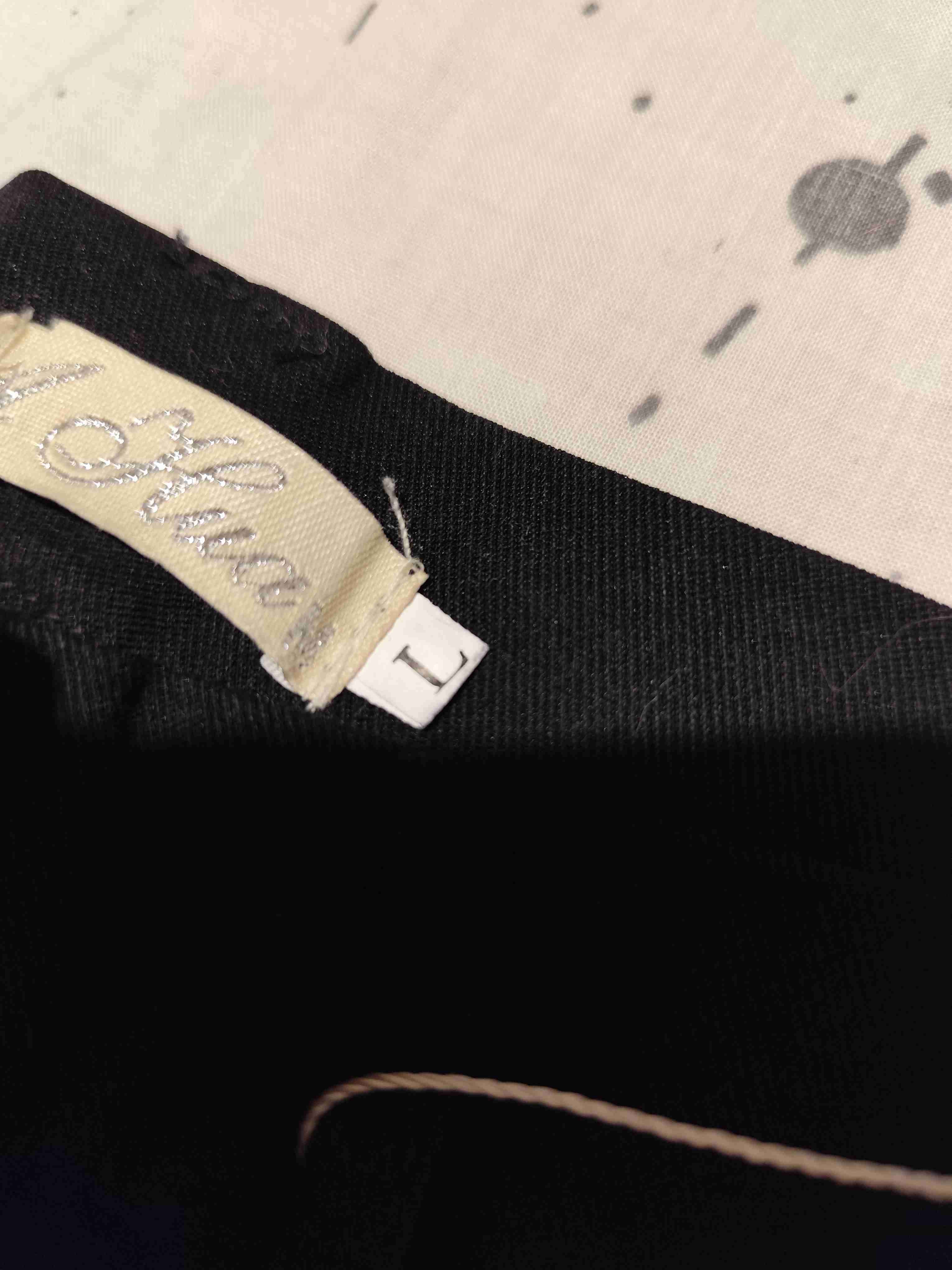 Jeans negros ajuste perfecto - miniatura 3