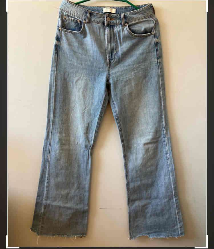 Jeans de mezclilla azul claro