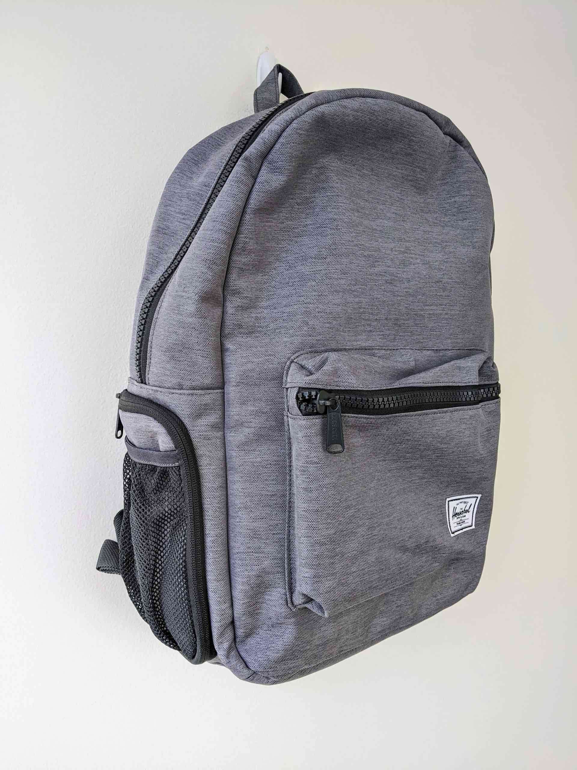 Mochila Herschel con mudador - miniatura 2
