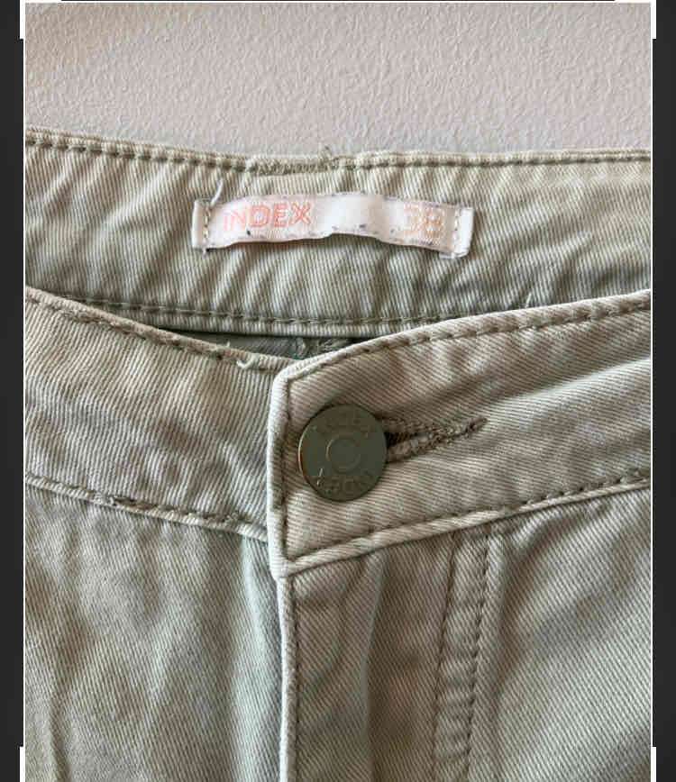 Pantalones cargo beige - miniatura 2