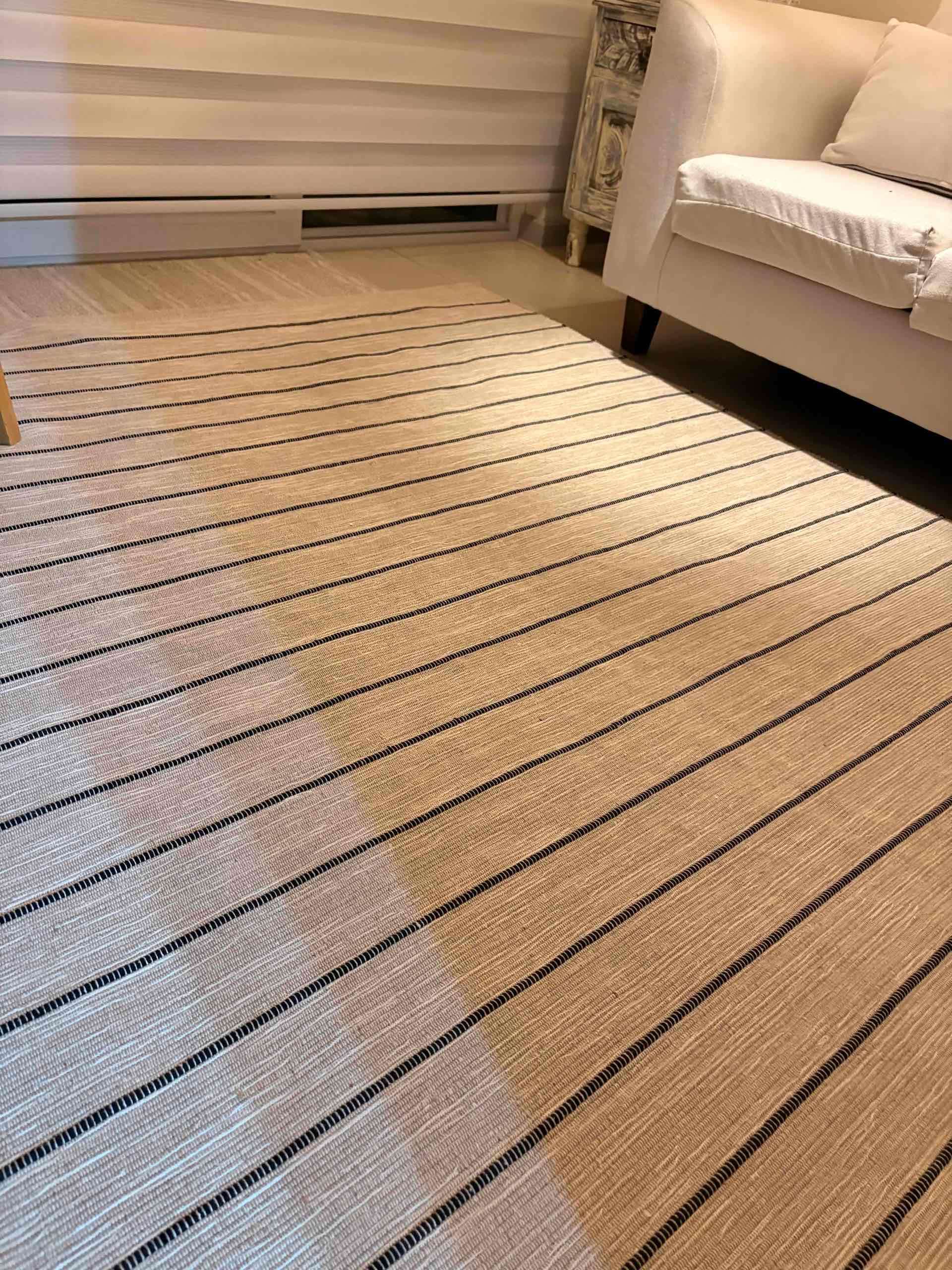 Alfombra rayada beige grande 160x230 cm - miniatura 2