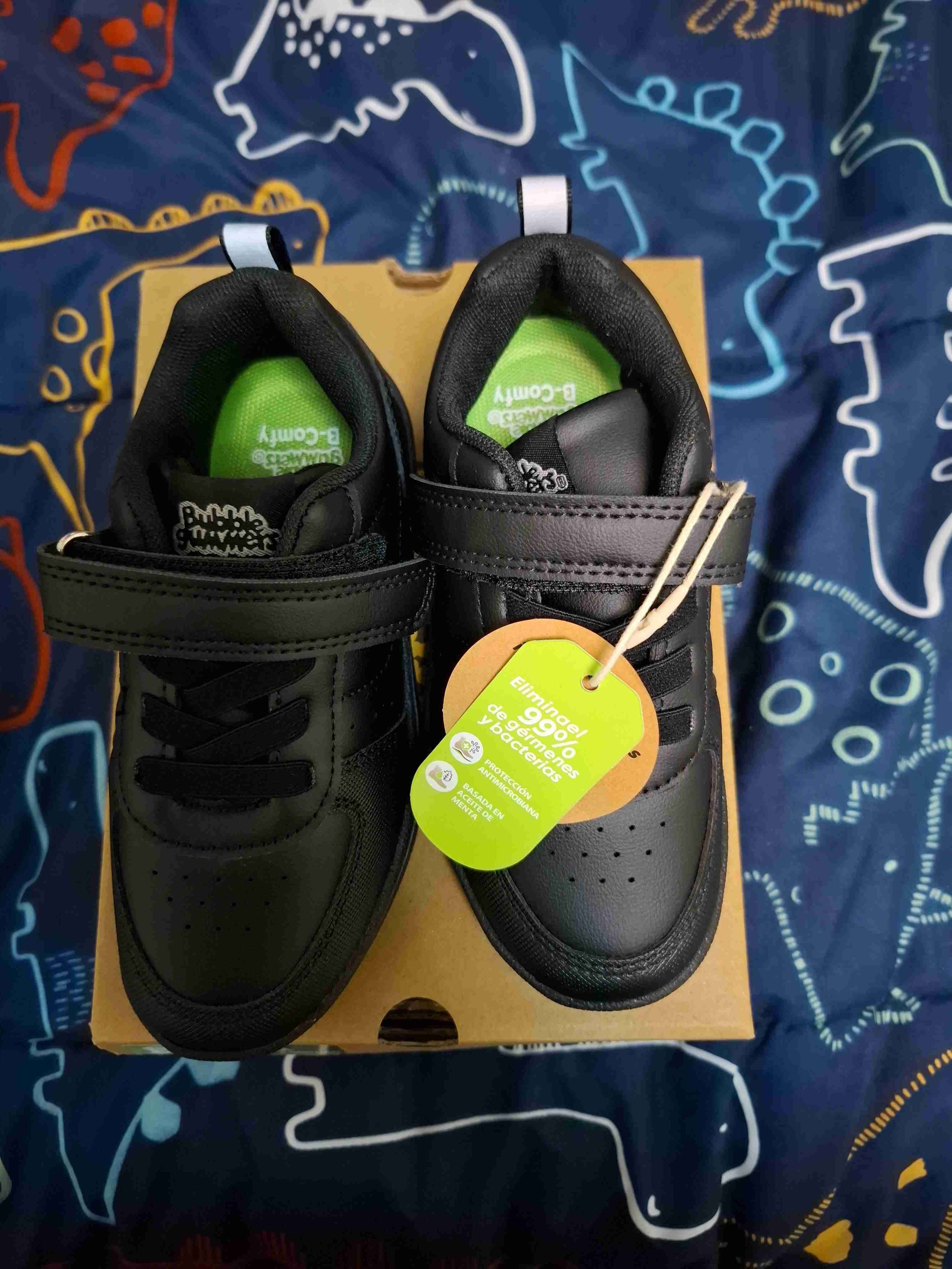 Zapatillas escolares negras talla 28 - miniatura 2