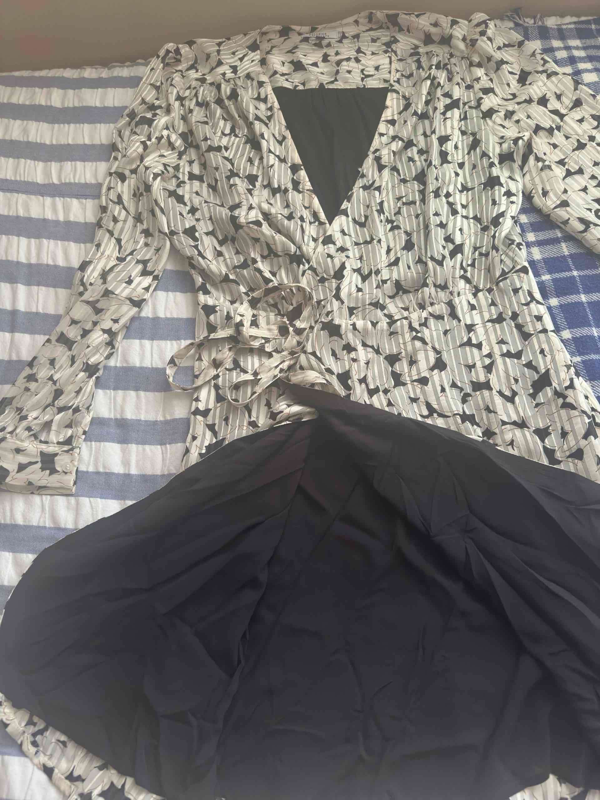 Vestido floral blanco y negro, corto, manga larga - miniatura 4