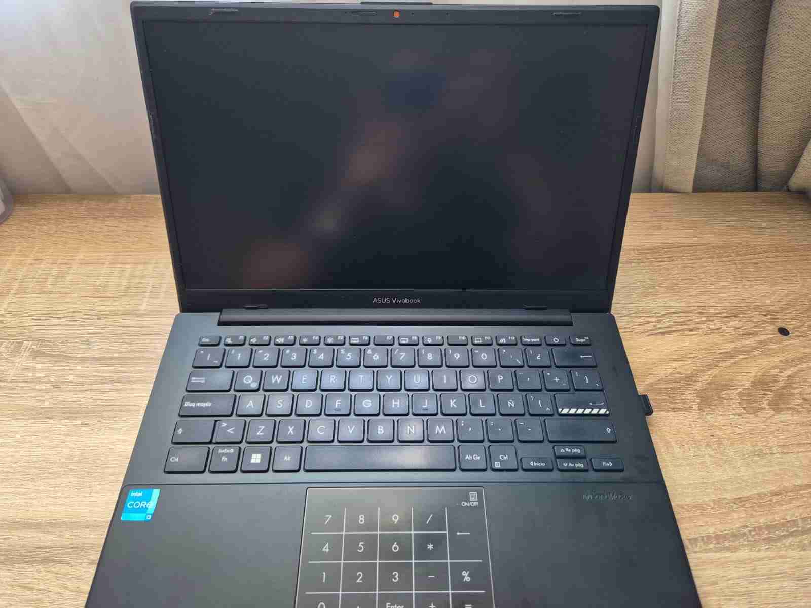 Notebook ASUS VivoBook 14 pulgadas - miniatura 3