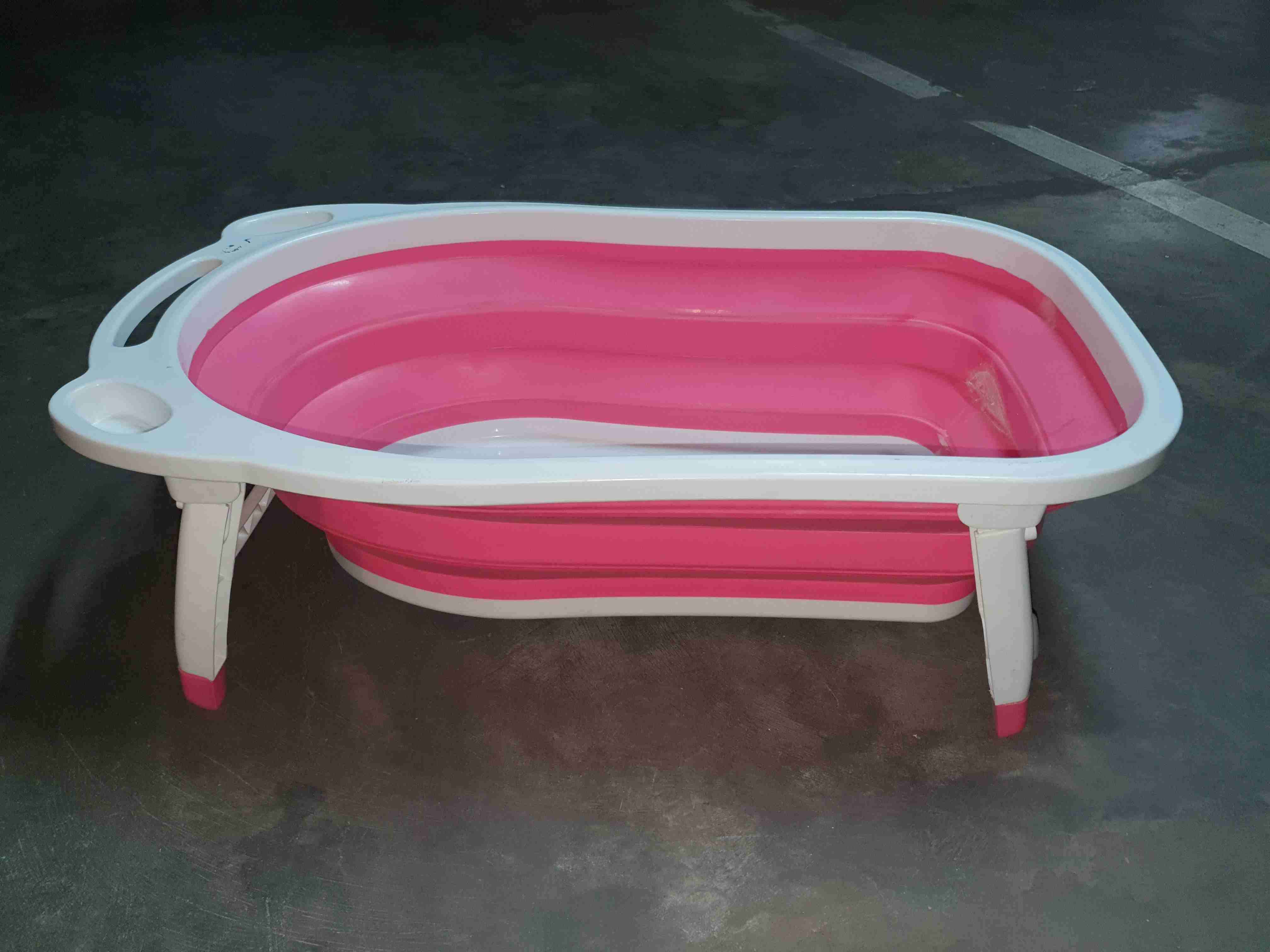 Bañera plegable para bebé rosada - miniatura 2