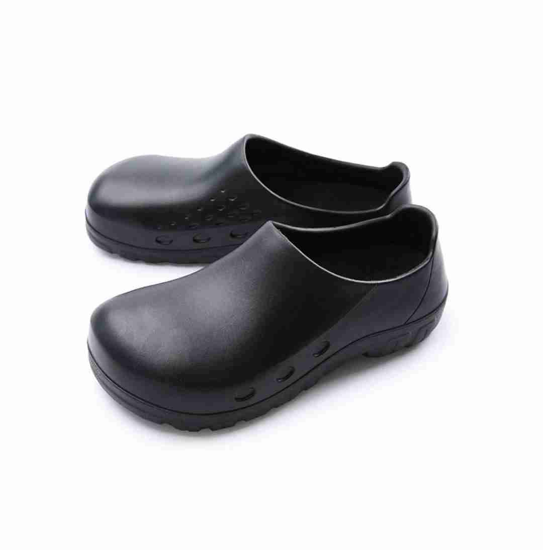 Zuecos negros unisex