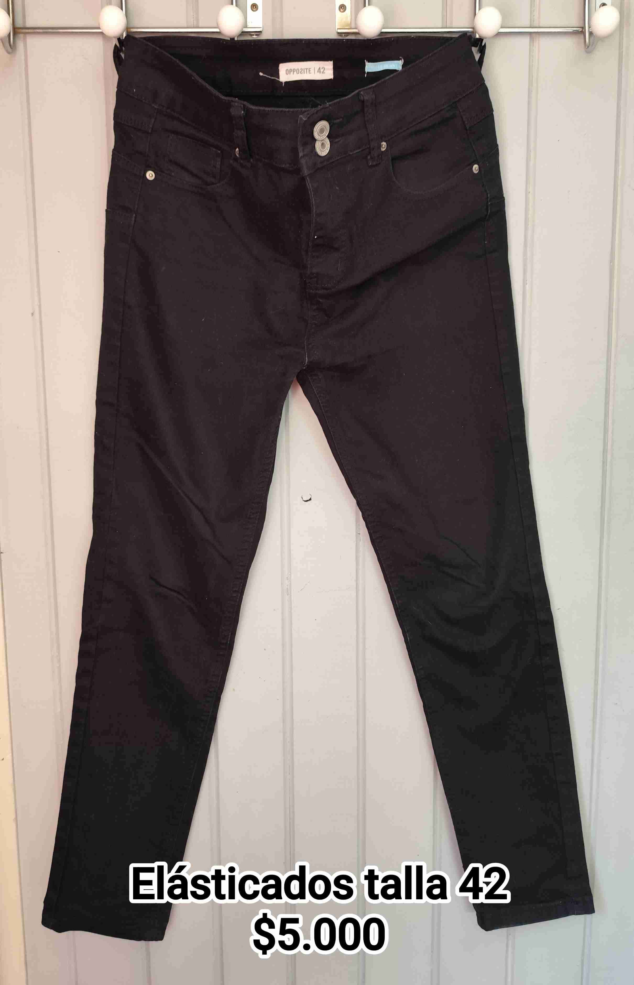 Ropa en buen estado - miniatura 2