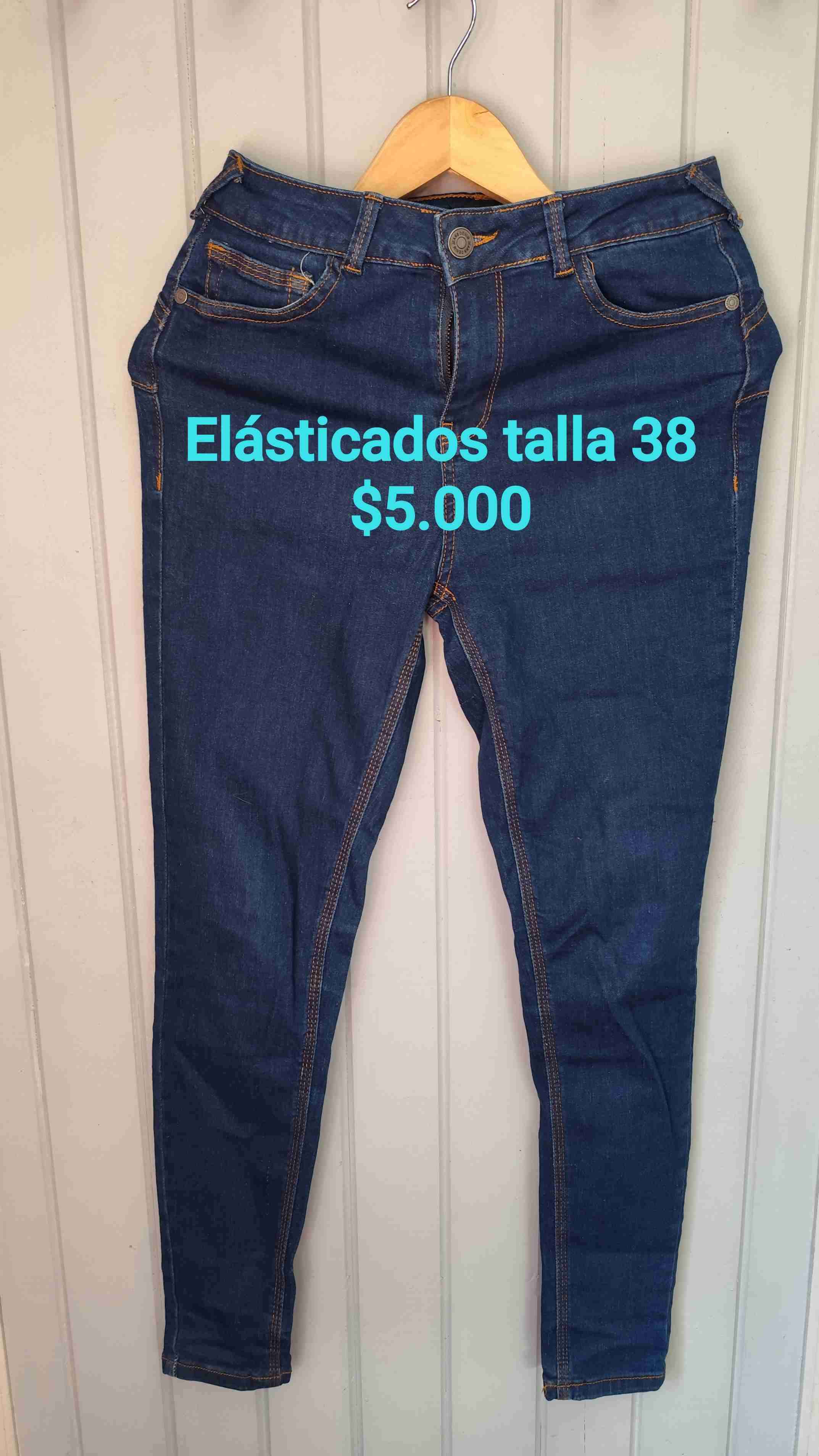 Ropa en buen estado - miniatura 3