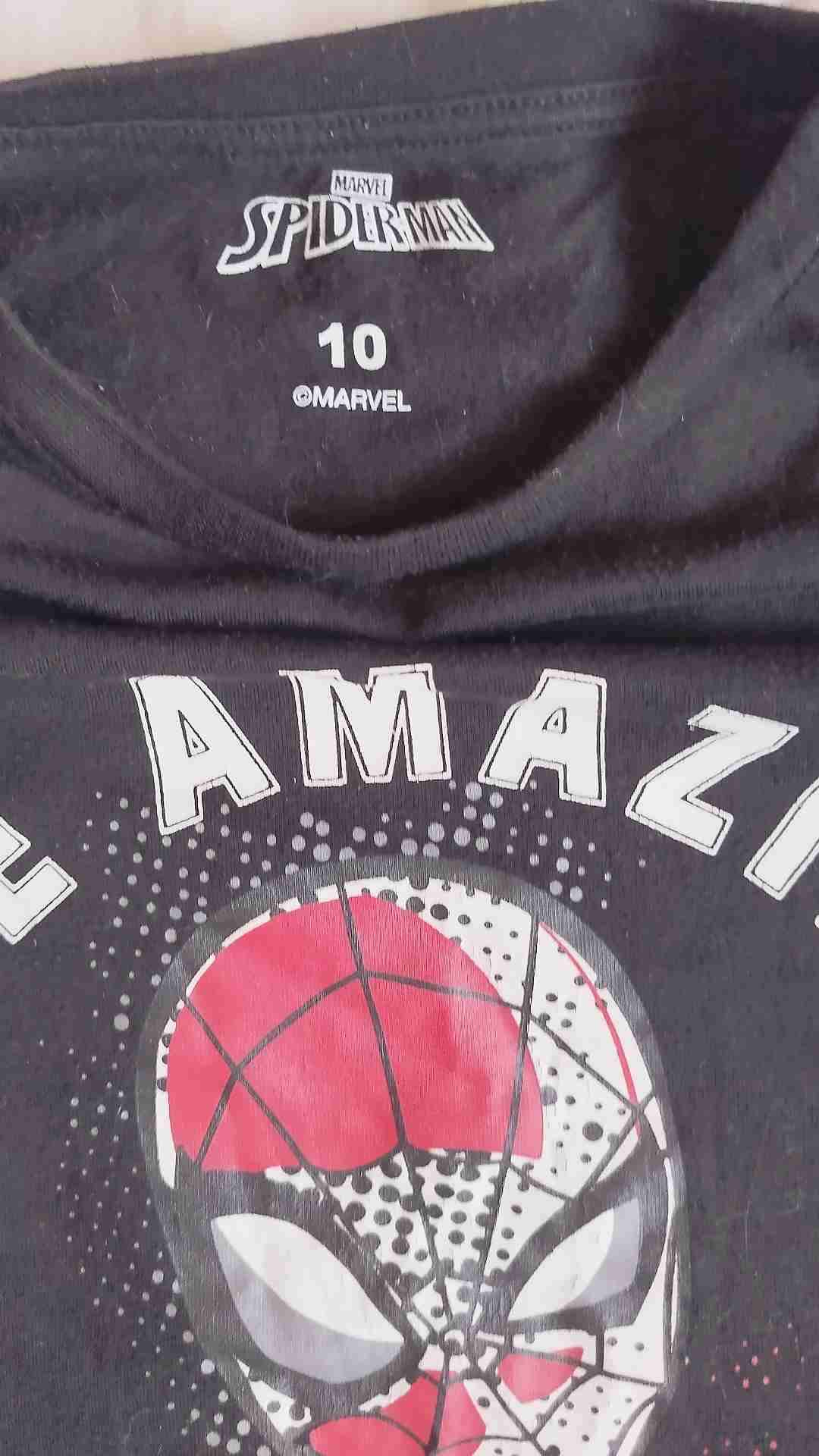 Polera negra Spiderman - miniatura 3