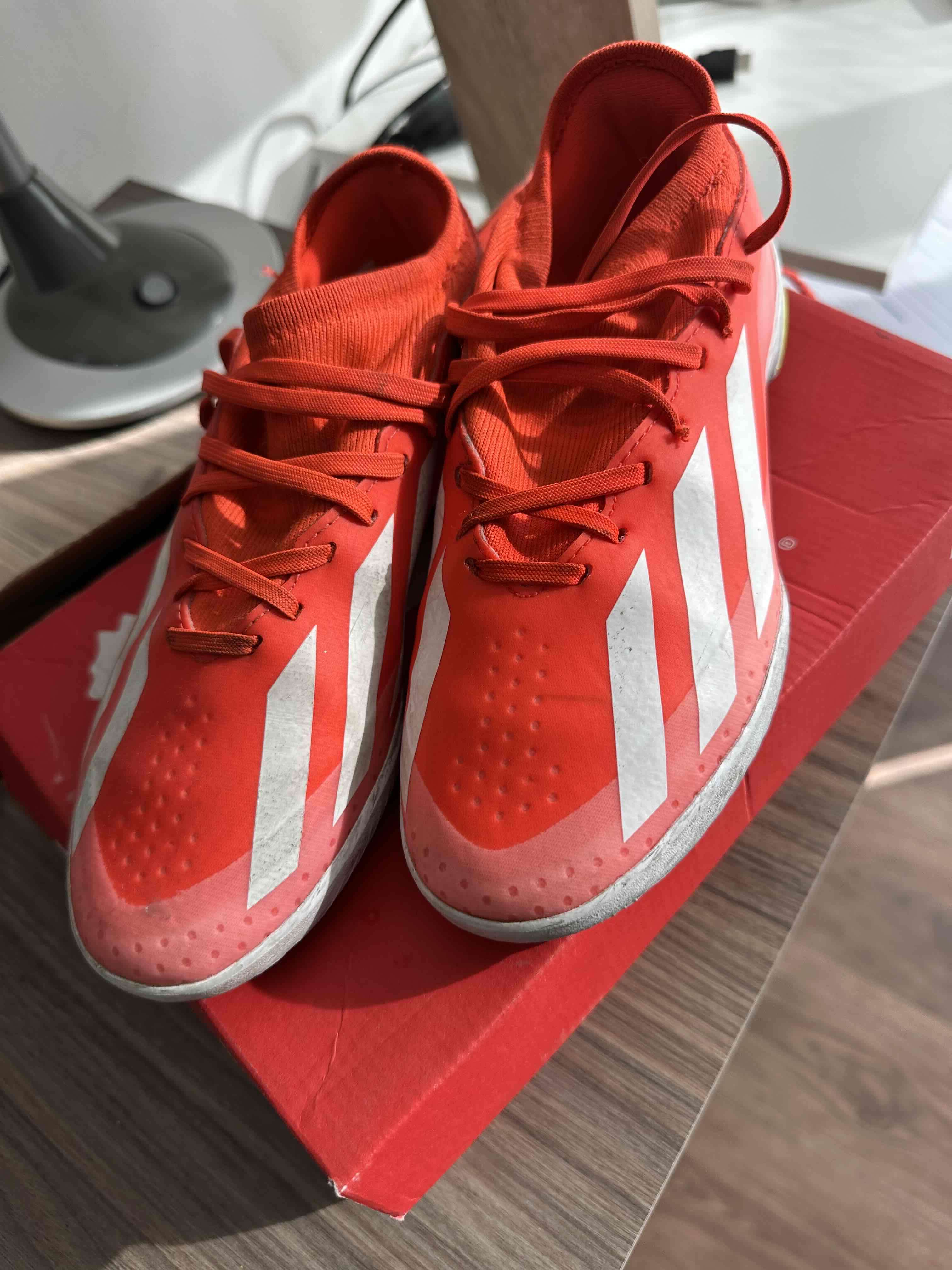 Zapatillas de fútbol negras y naranjas (pack) - miniatura 3