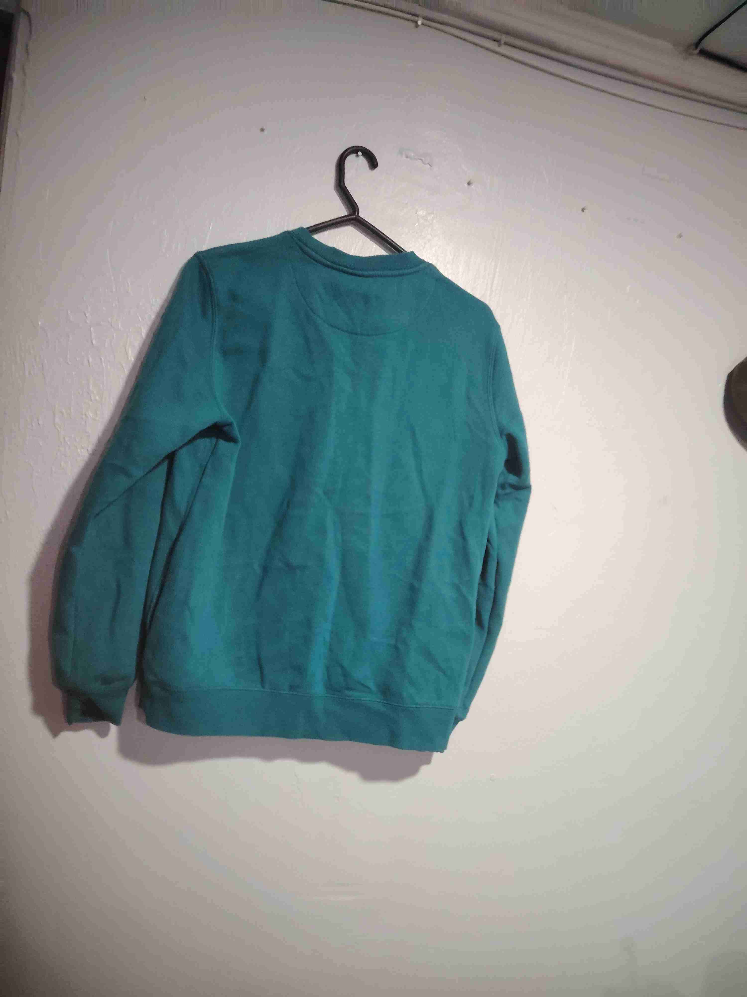 Polerón verde con diseño "I'm with Mando" - miniatura 3