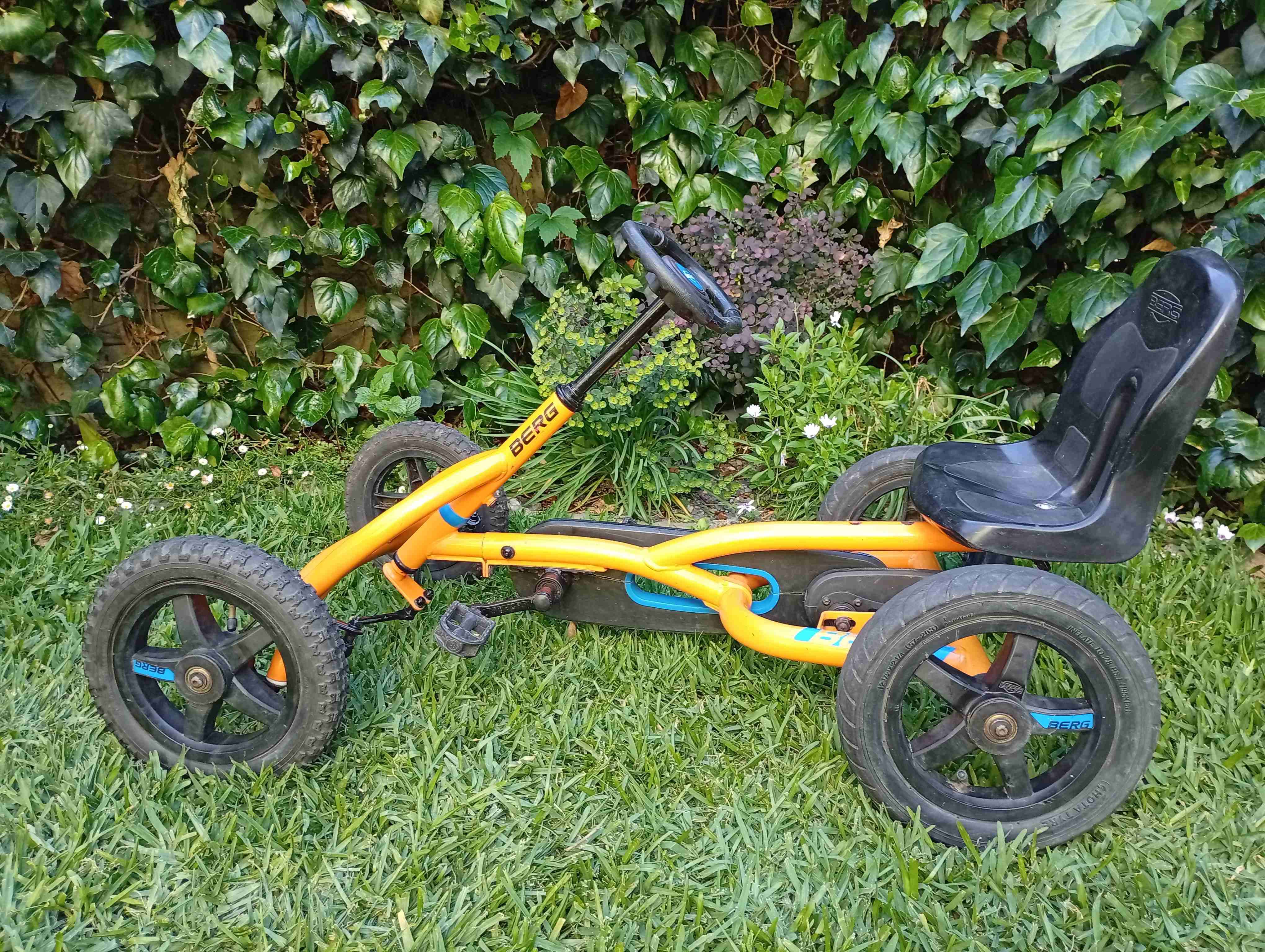 Go karts para niños naranjas - miniatura 3