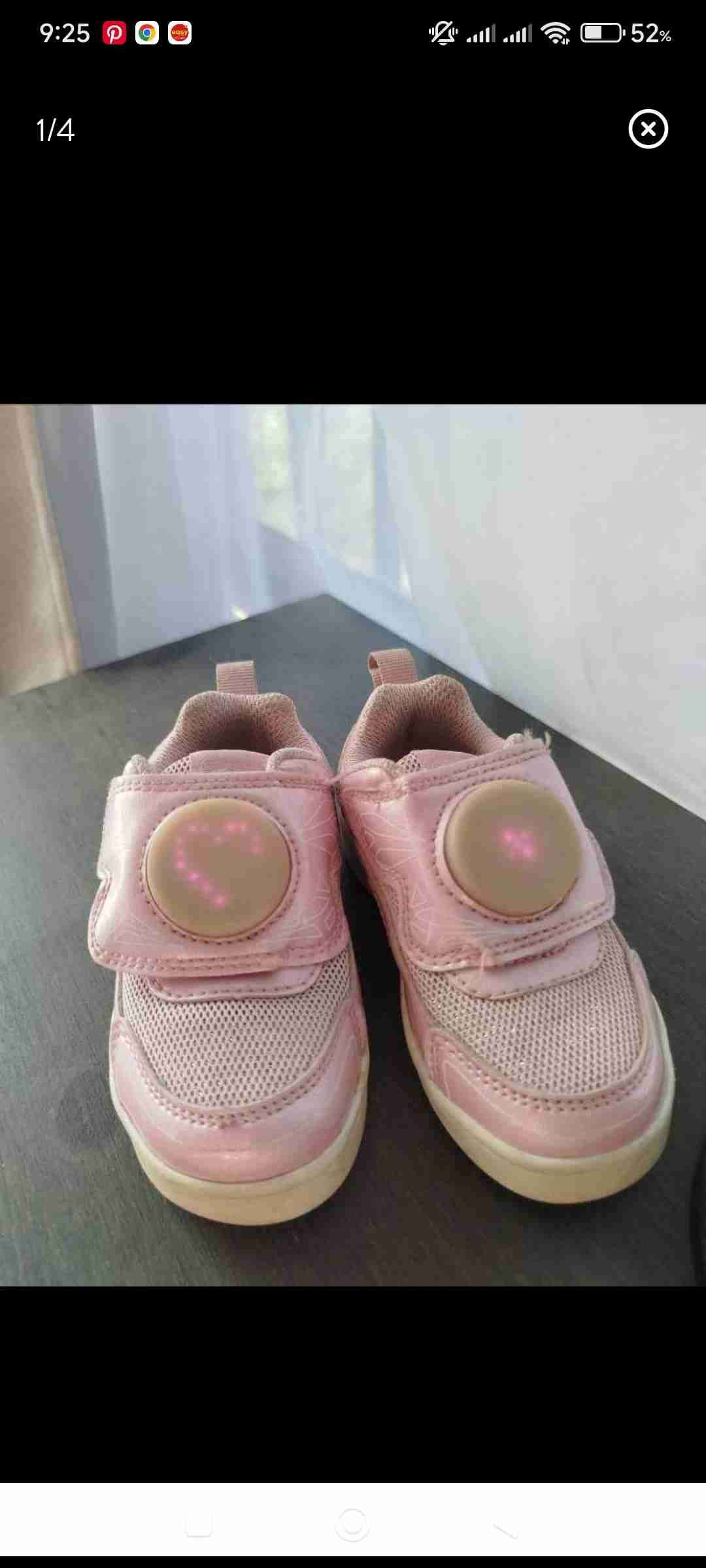 Zapatillas pillin rosadas con luces LED