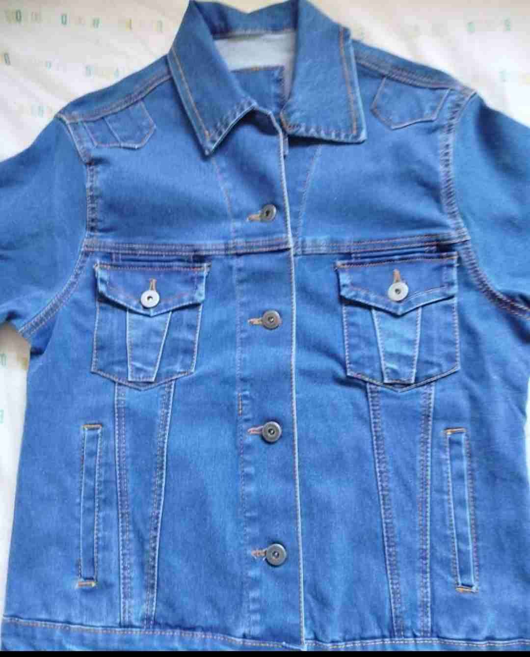 Chaqueta de mezclilla azul