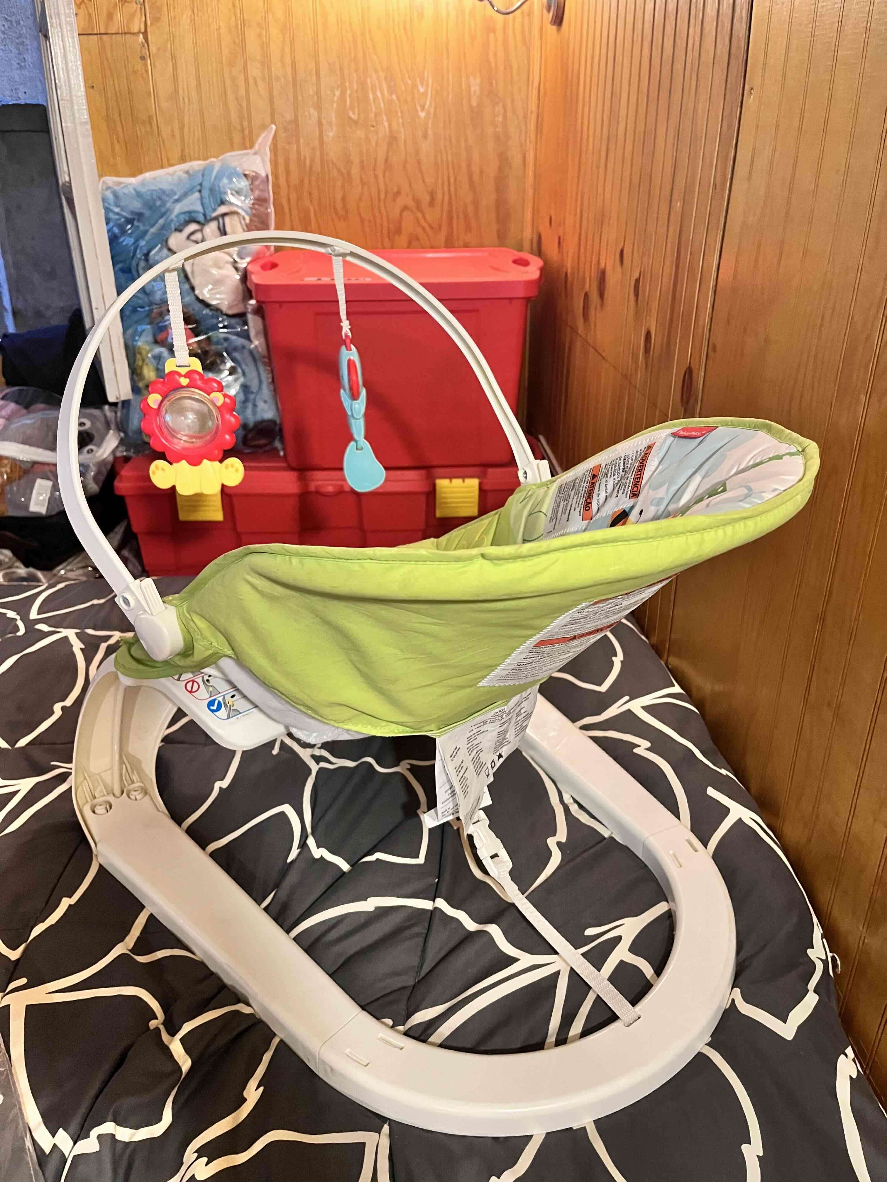 Silla mecedora infantil colorida - miniatura 2