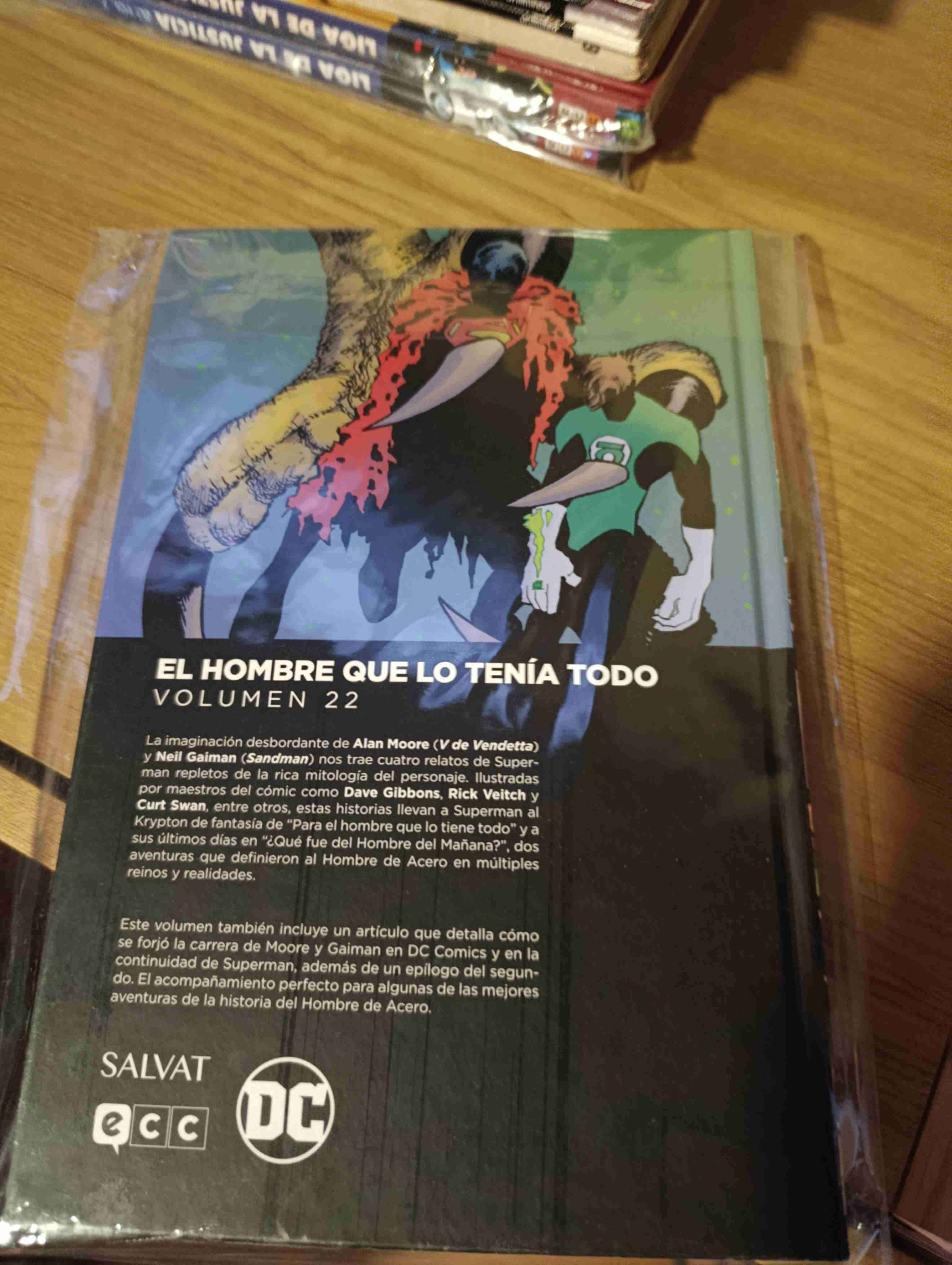 Cómic Superman Héroes y Villanos - miniatura 2