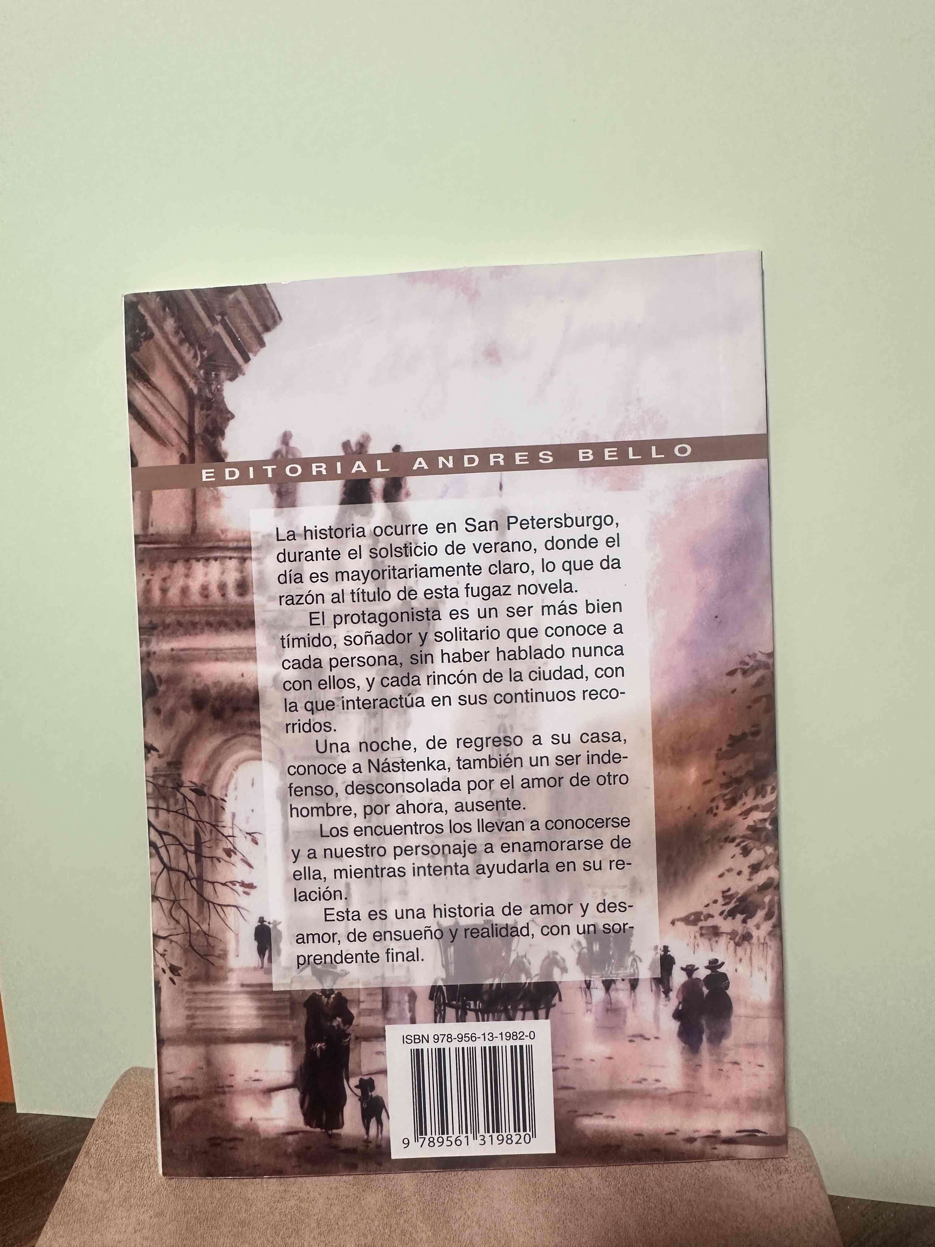 Libro 'Las Noches Blancas' Dostoievski - miniatura 2