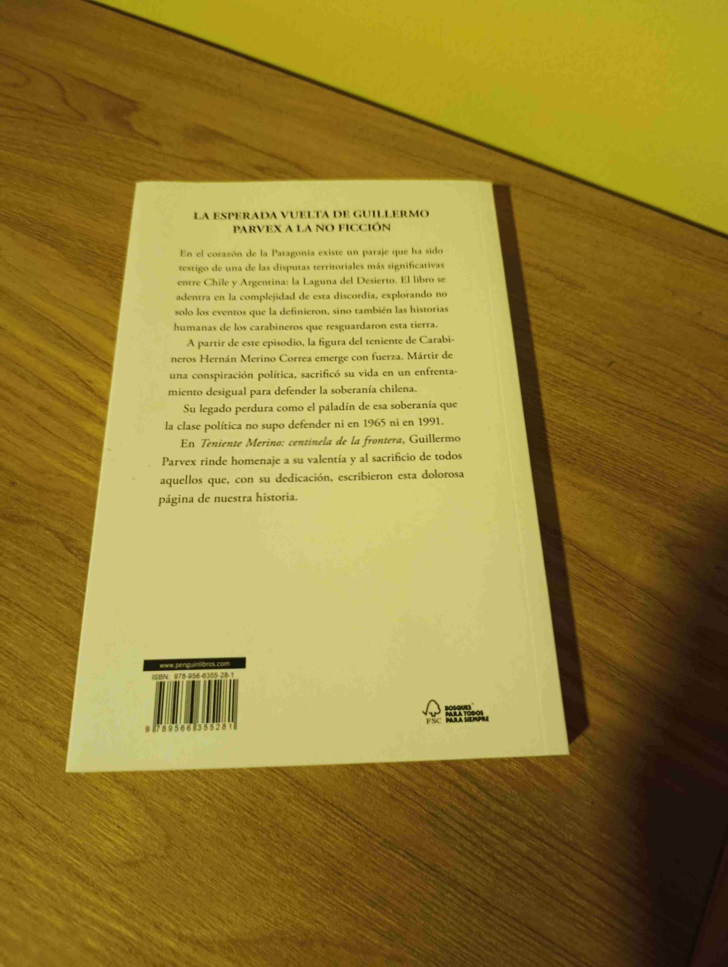 Libro 'Teniente Hernán Merino' - miniatura 2