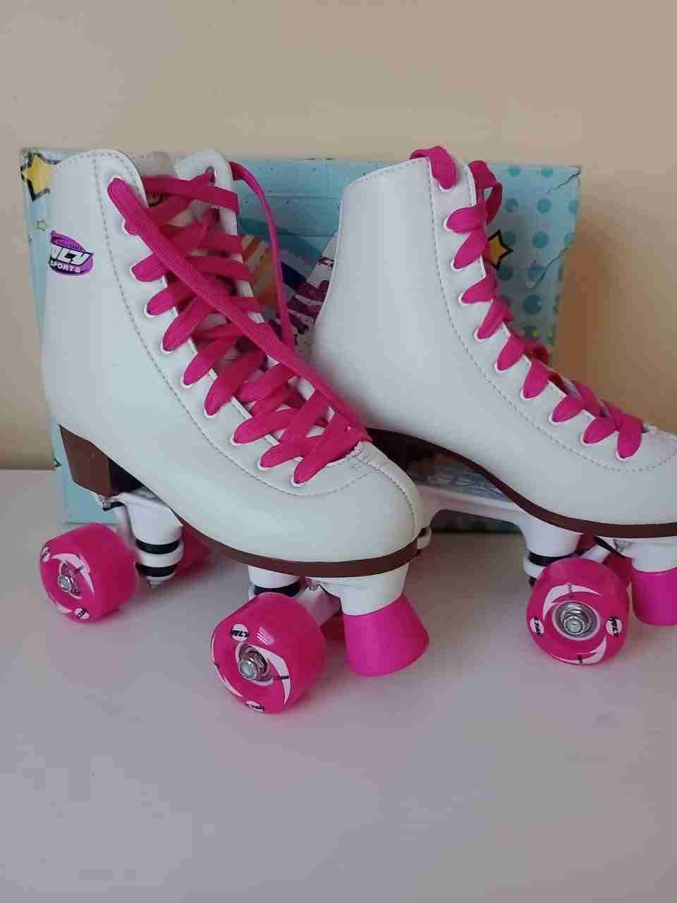 Patines de cuatro ruedas Nuevos N°36 - miniatura 2