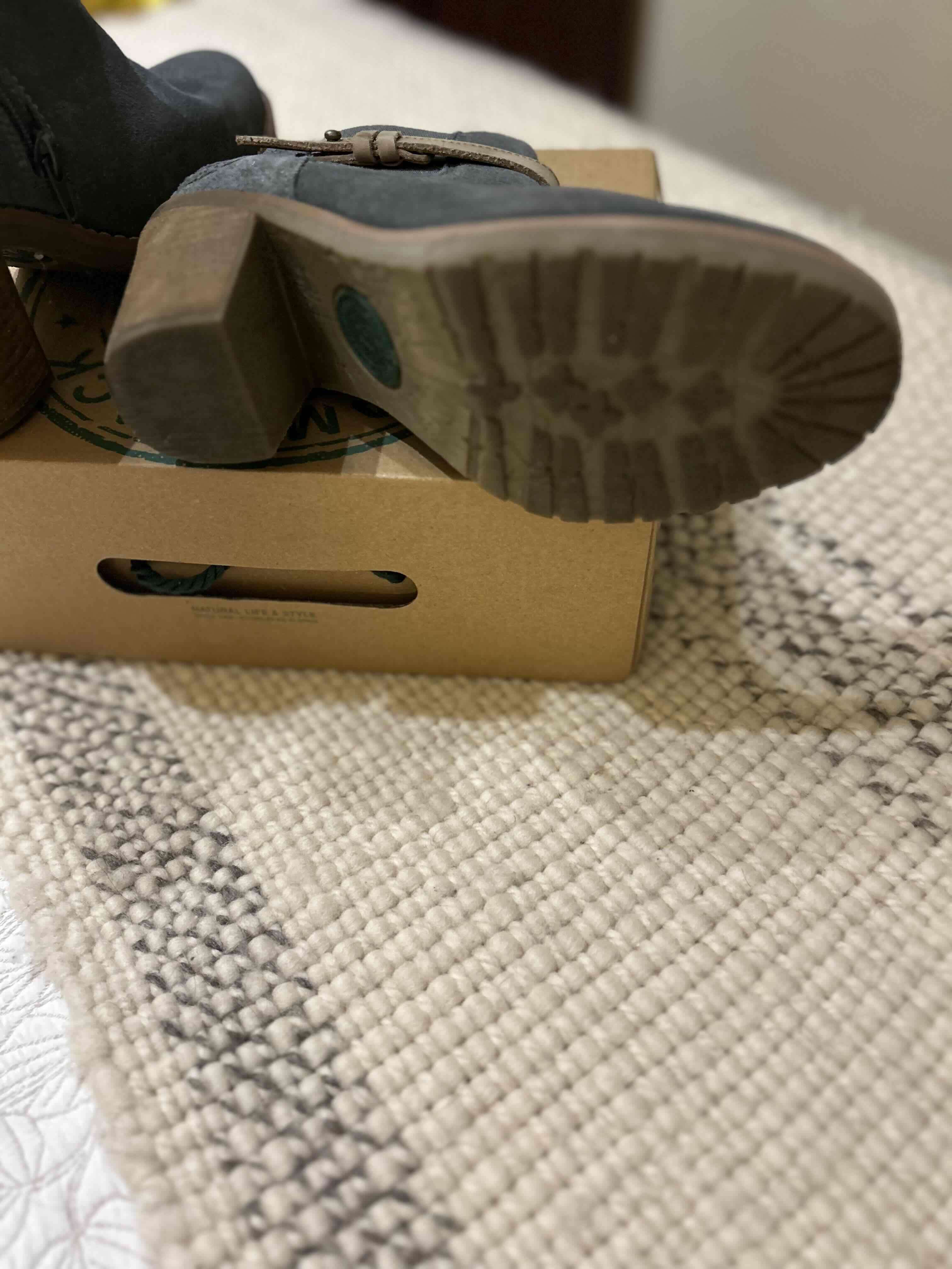 Botines de gamuza gris con tacón - miniatura 3