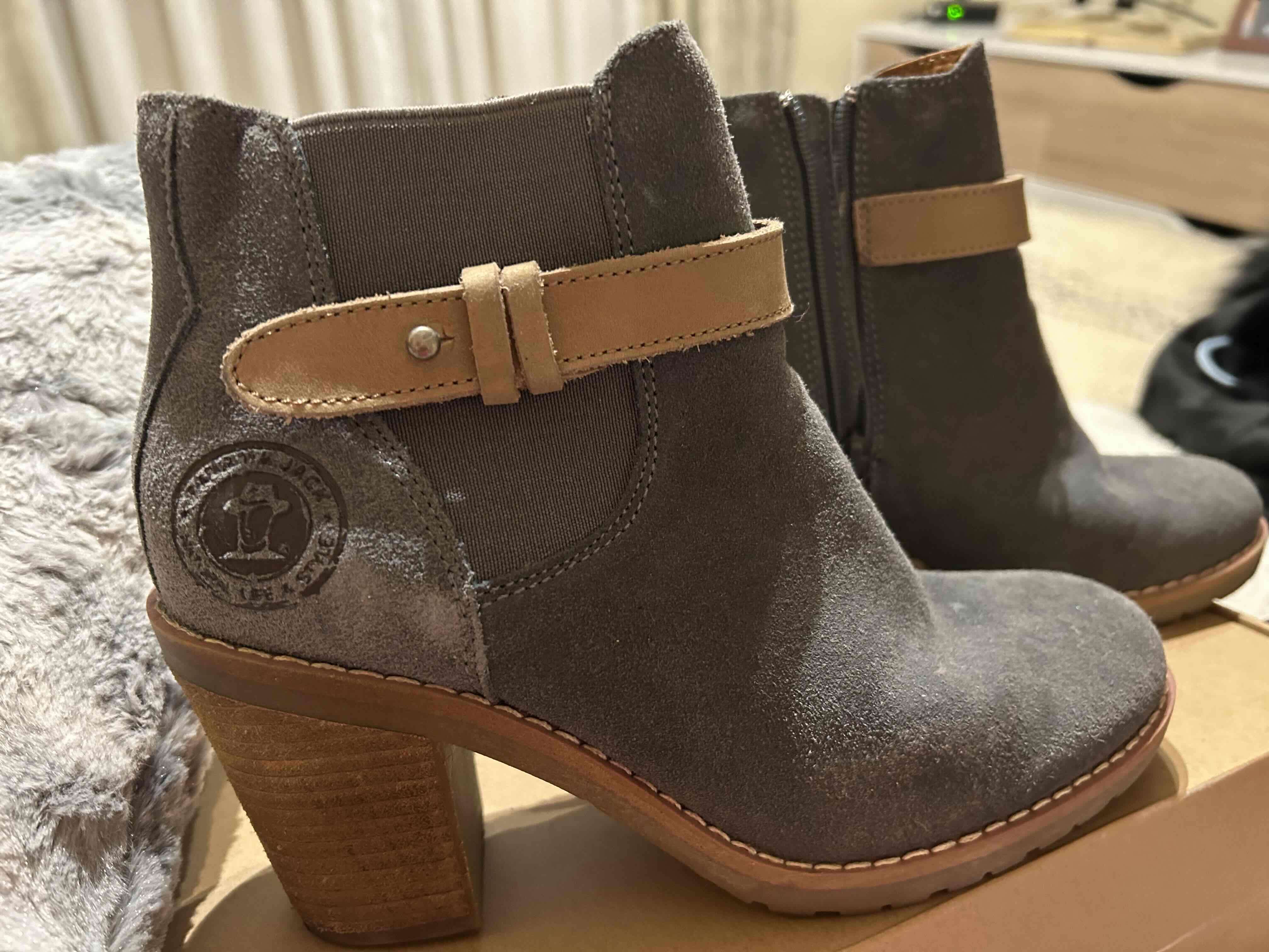 Botines de gamuza gris con tacón - miniatura 5