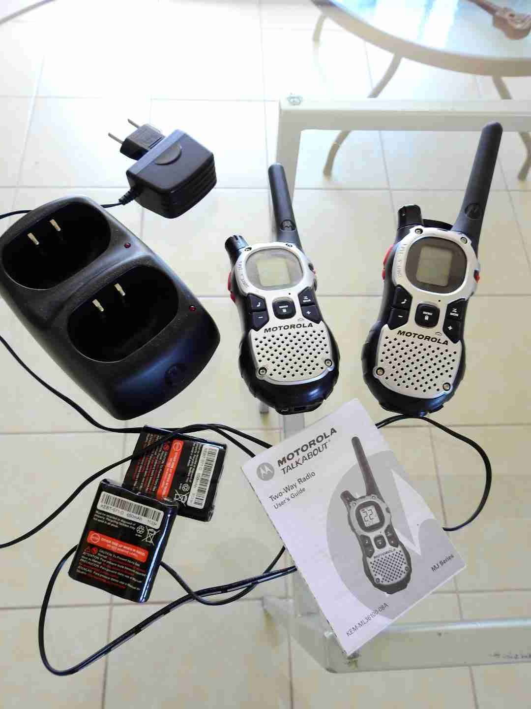 Radios Motorola T8220 Walkie Talkie