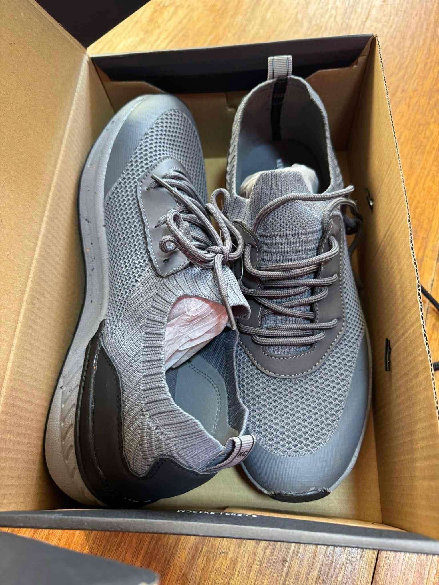 Zapatillas grises casuales - miniatura 4