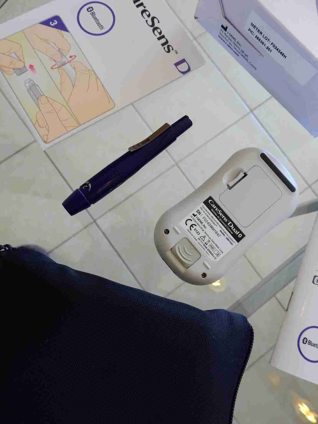 Medidor de glucosa CareSens Dual - miniatura 4