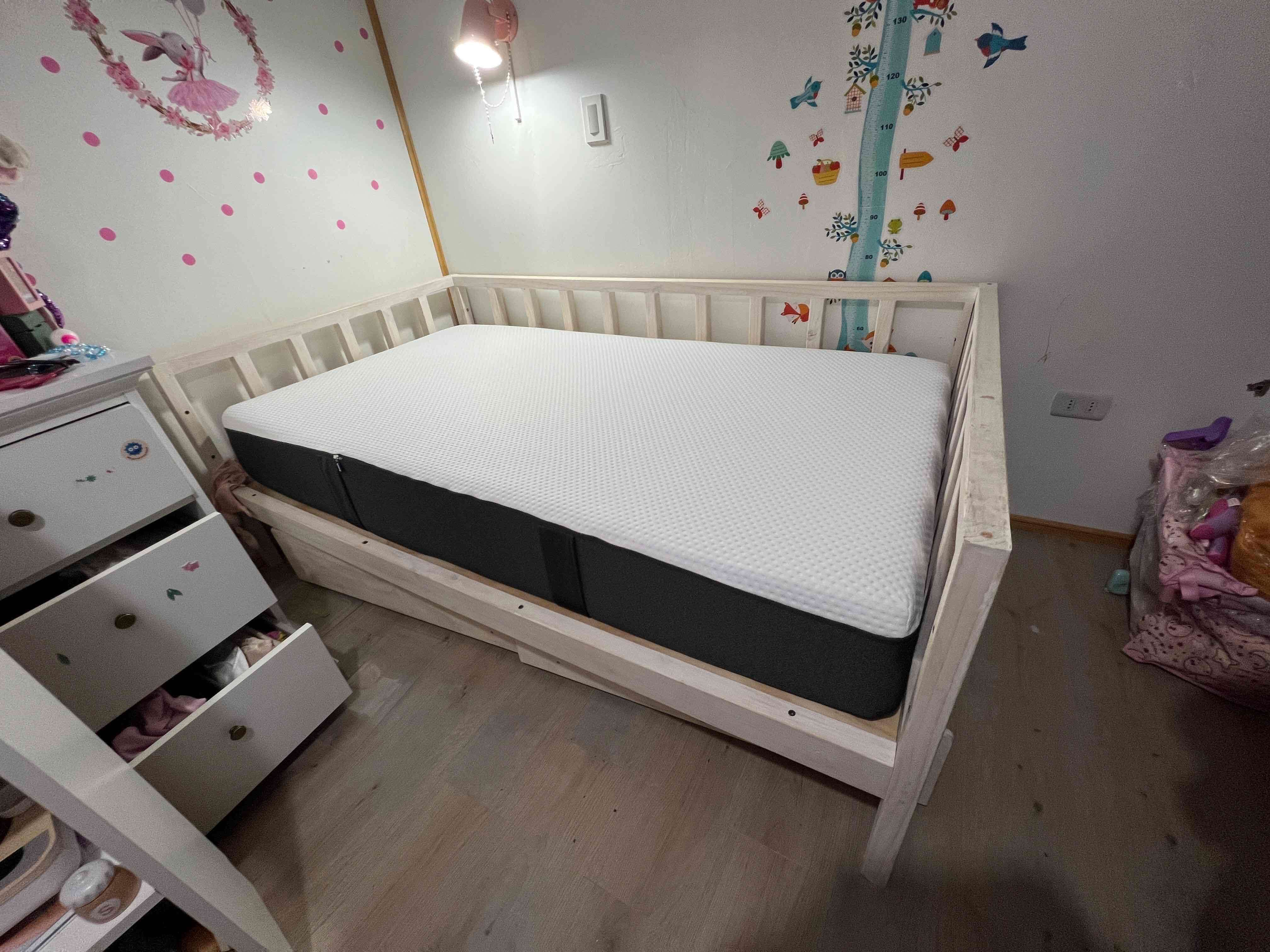 Cuna de madera blanca - miniatura 4