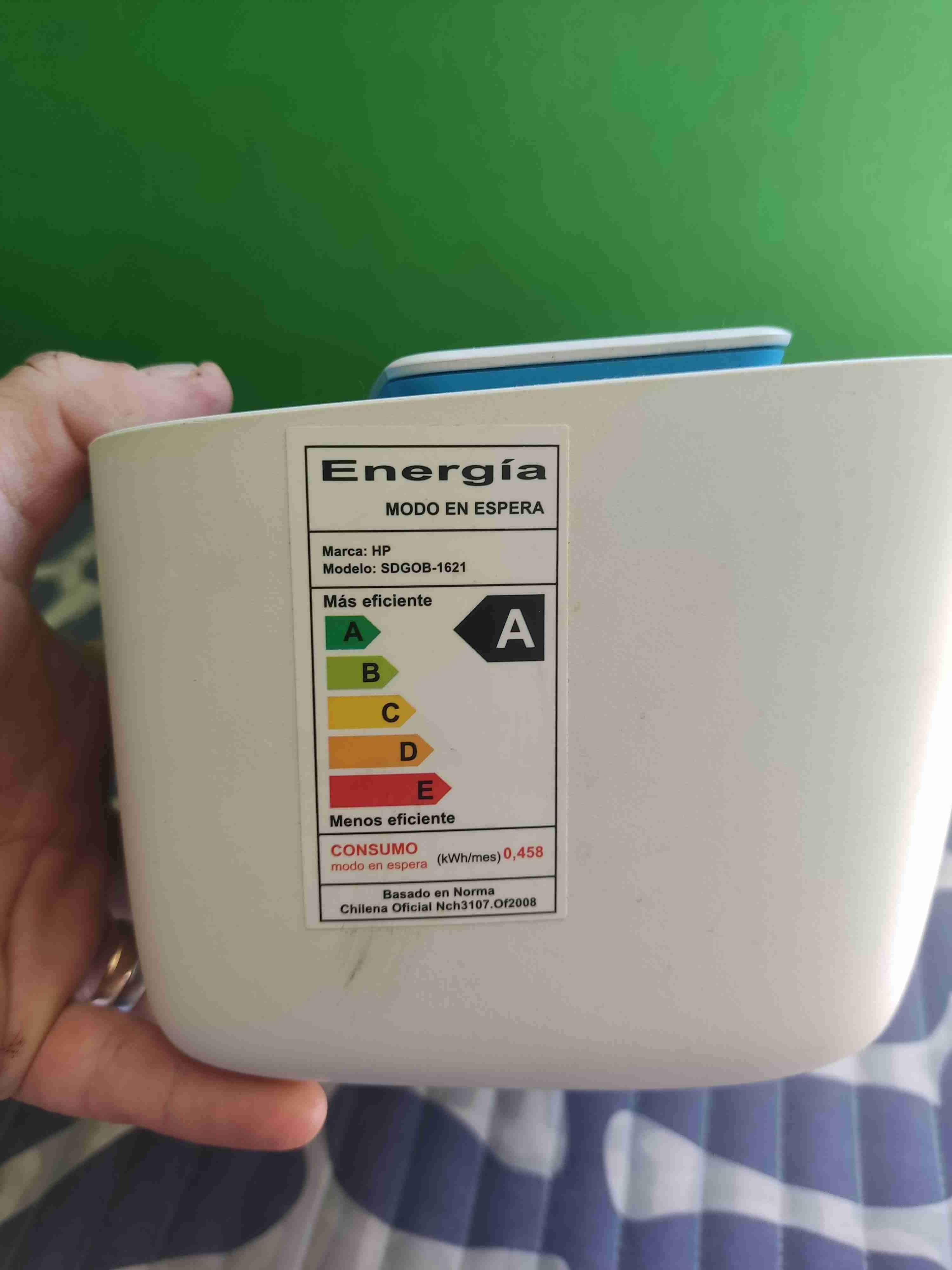 Impresora HP Deskjet Advantage 3775 - miniatura 2