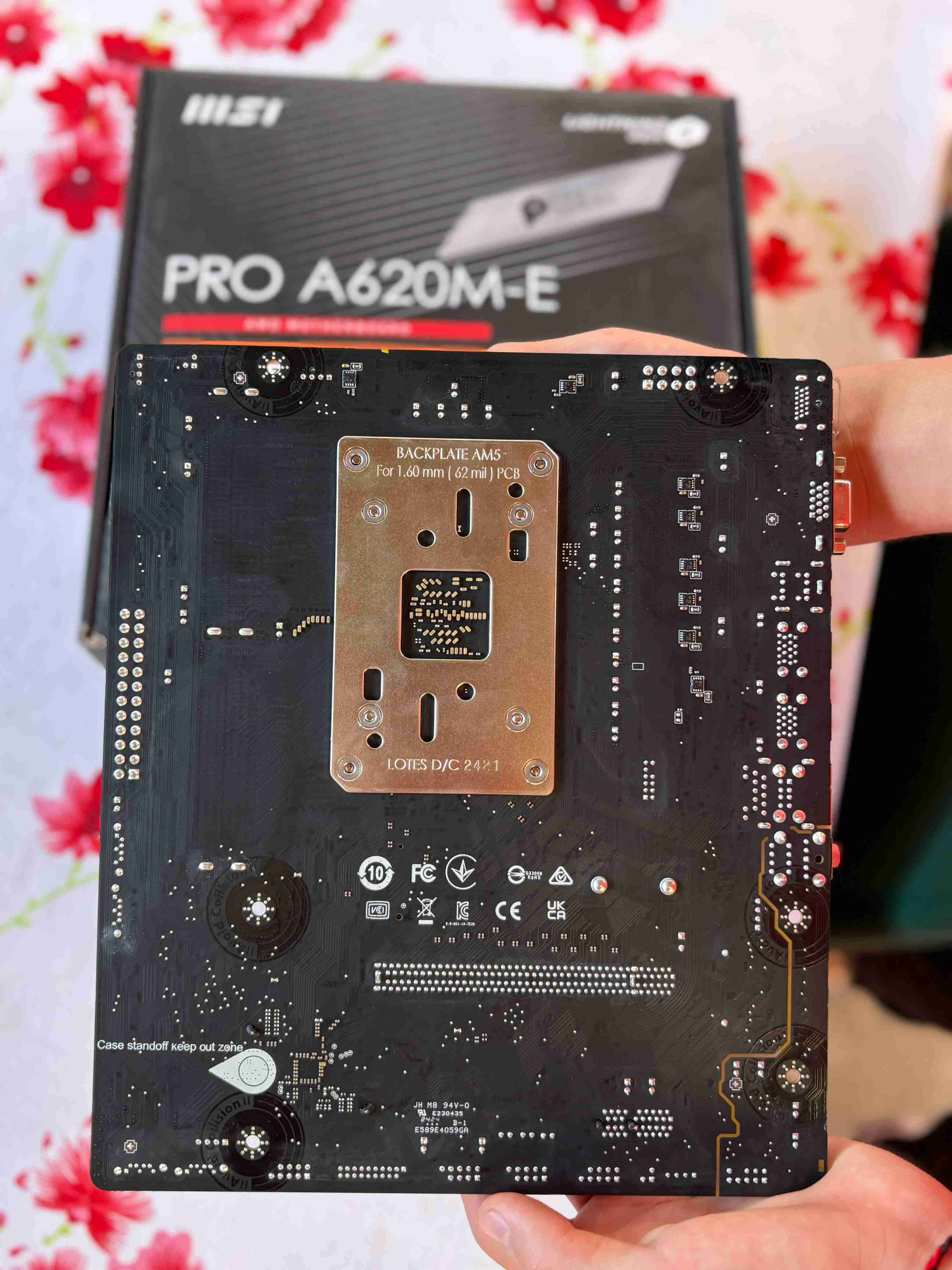 Placa madre MSI PRO A620M-E - miniatura 2