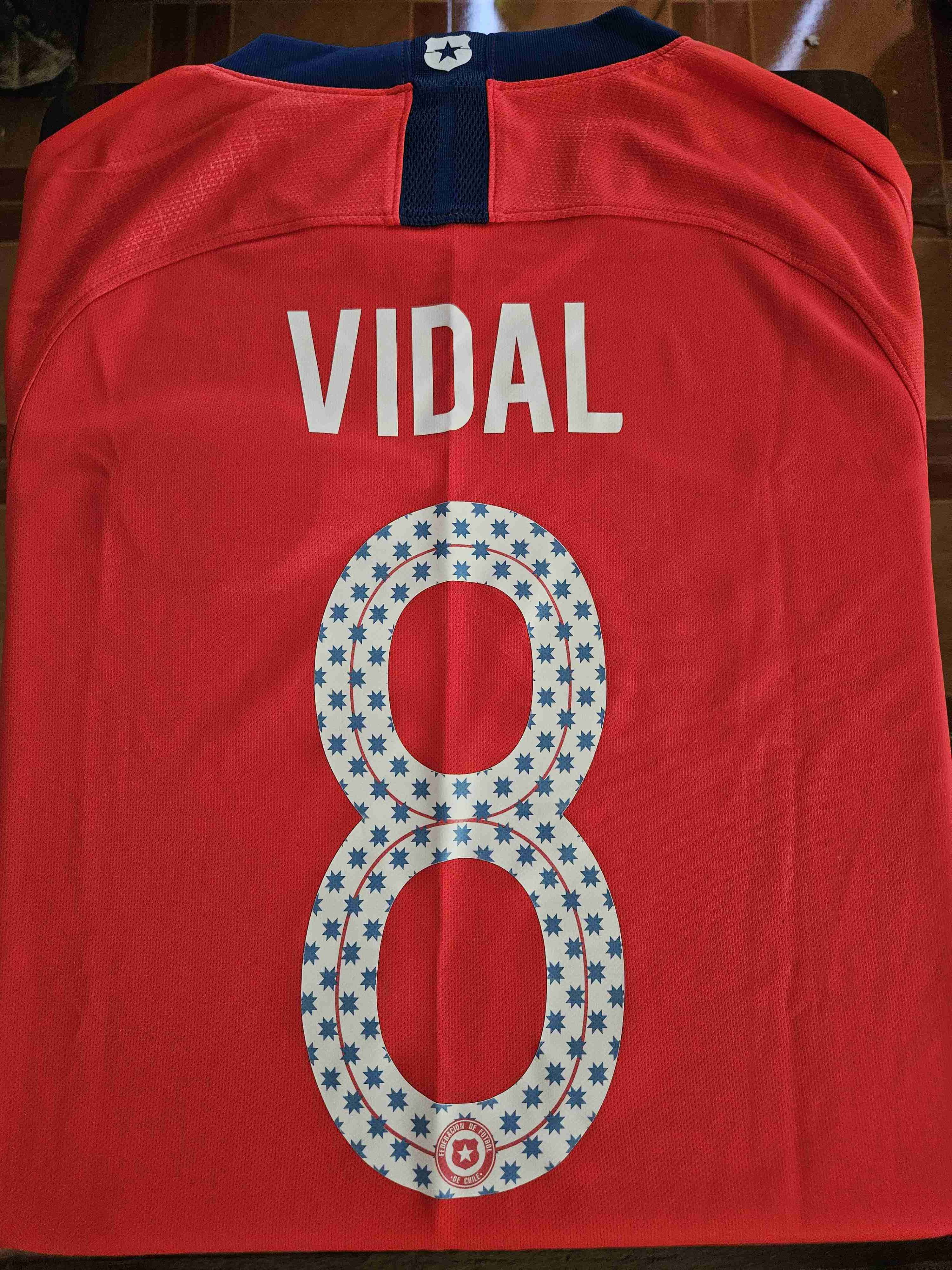 Camiseta roja selección chilena VIDAL - miniatura 2