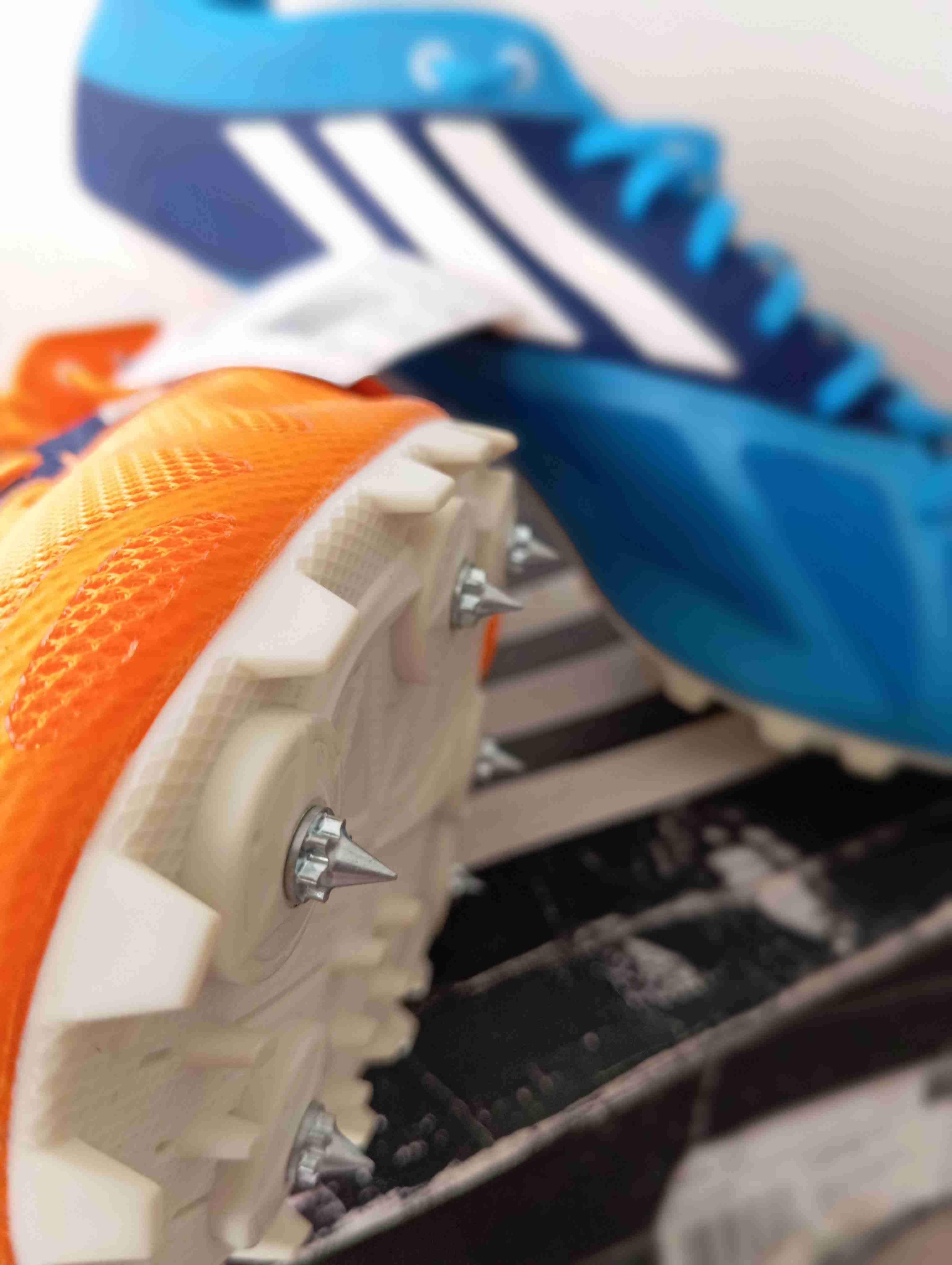 Zapatillas track Adidas azul y naranja - miniatura 2