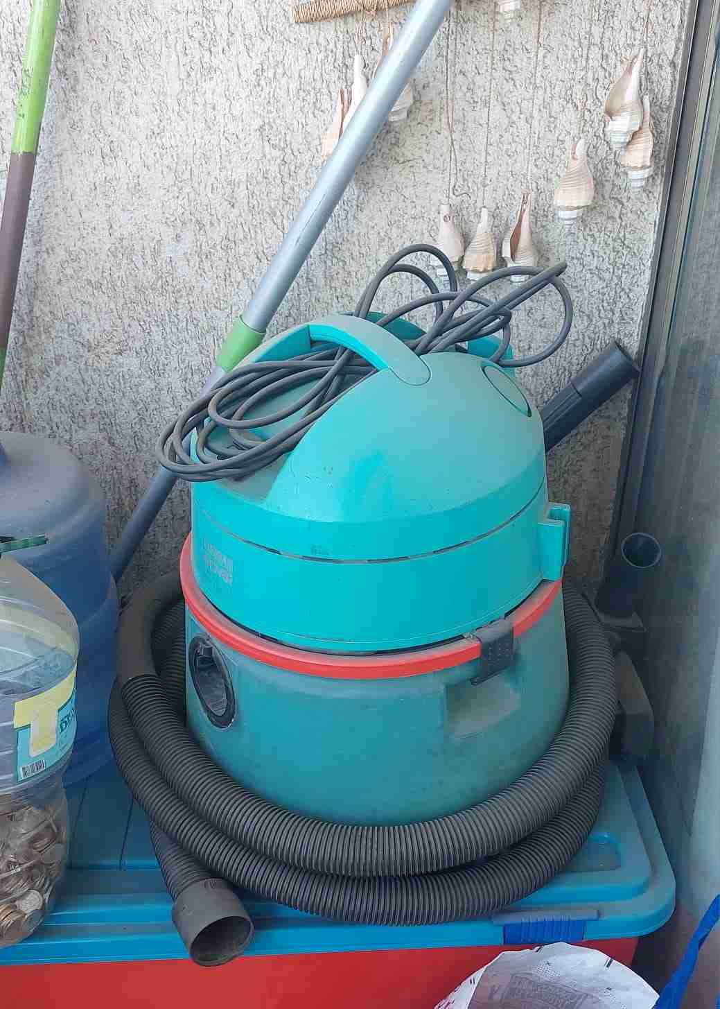 Aspiradora industrial azul