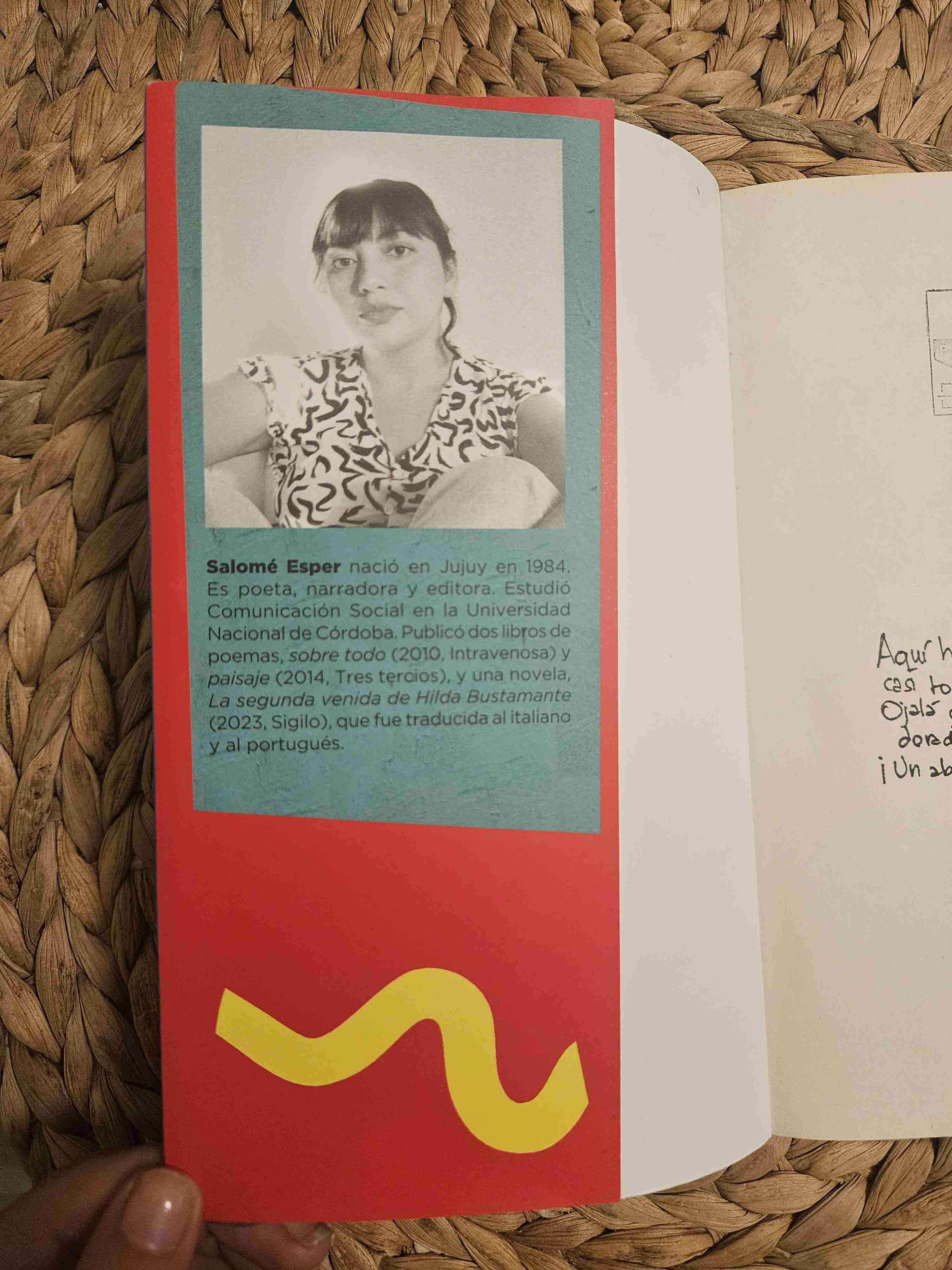 Libro 'Querer es Perder' de Salomé Esper - miniatura 3