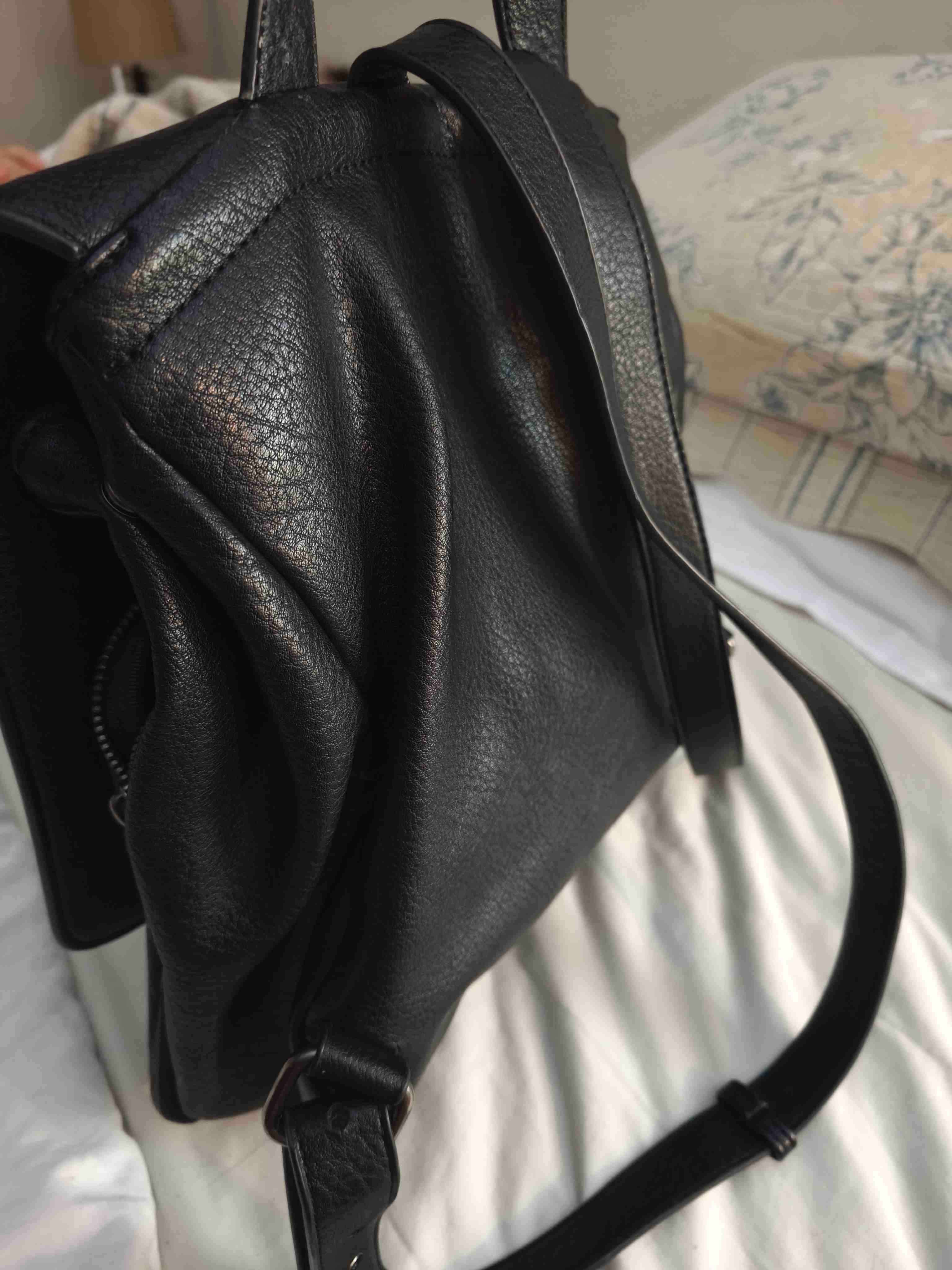 Mochila Lounge negra de cuero