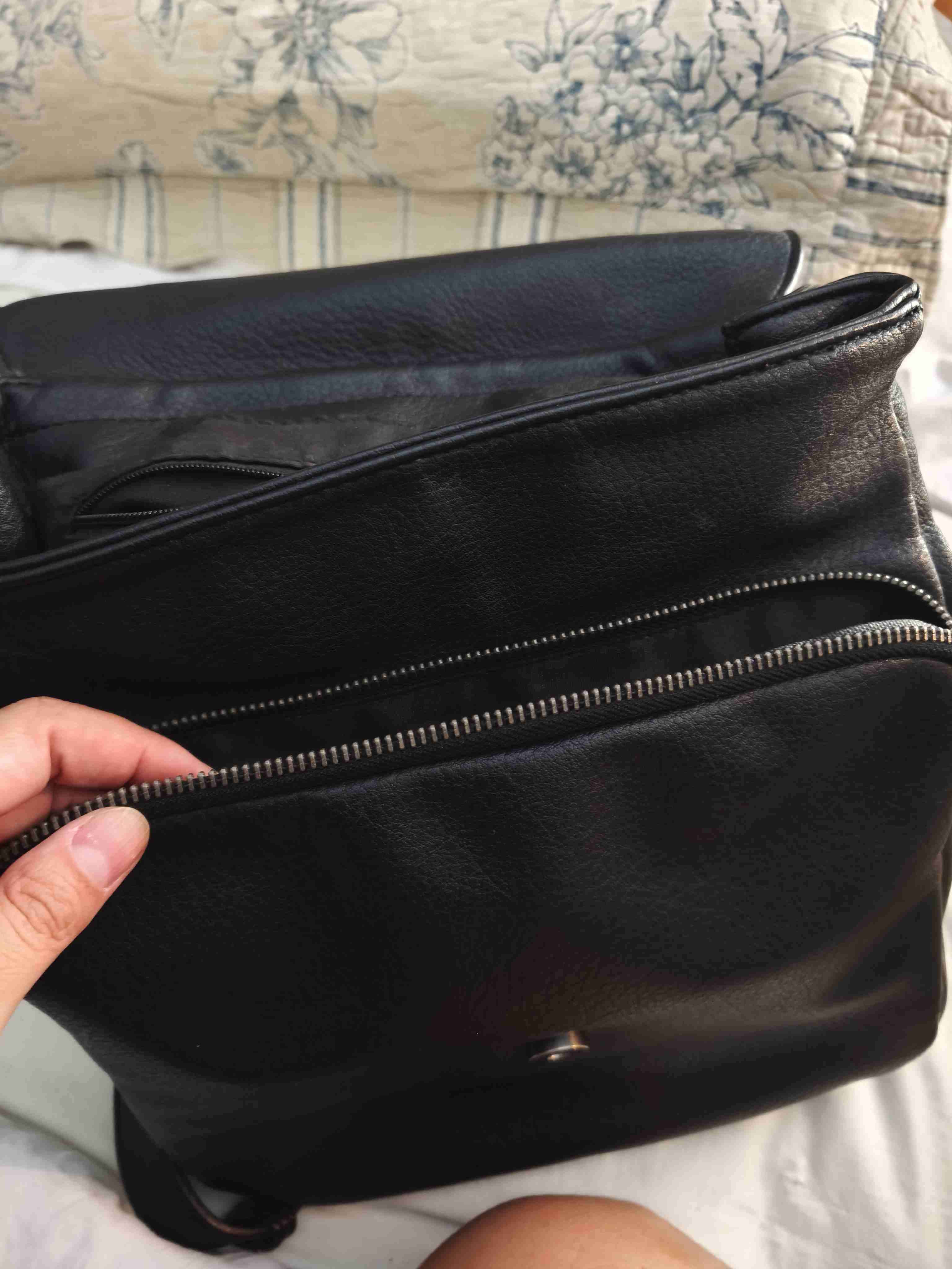 Mochila Lounge negra de cuero - miniatura 2