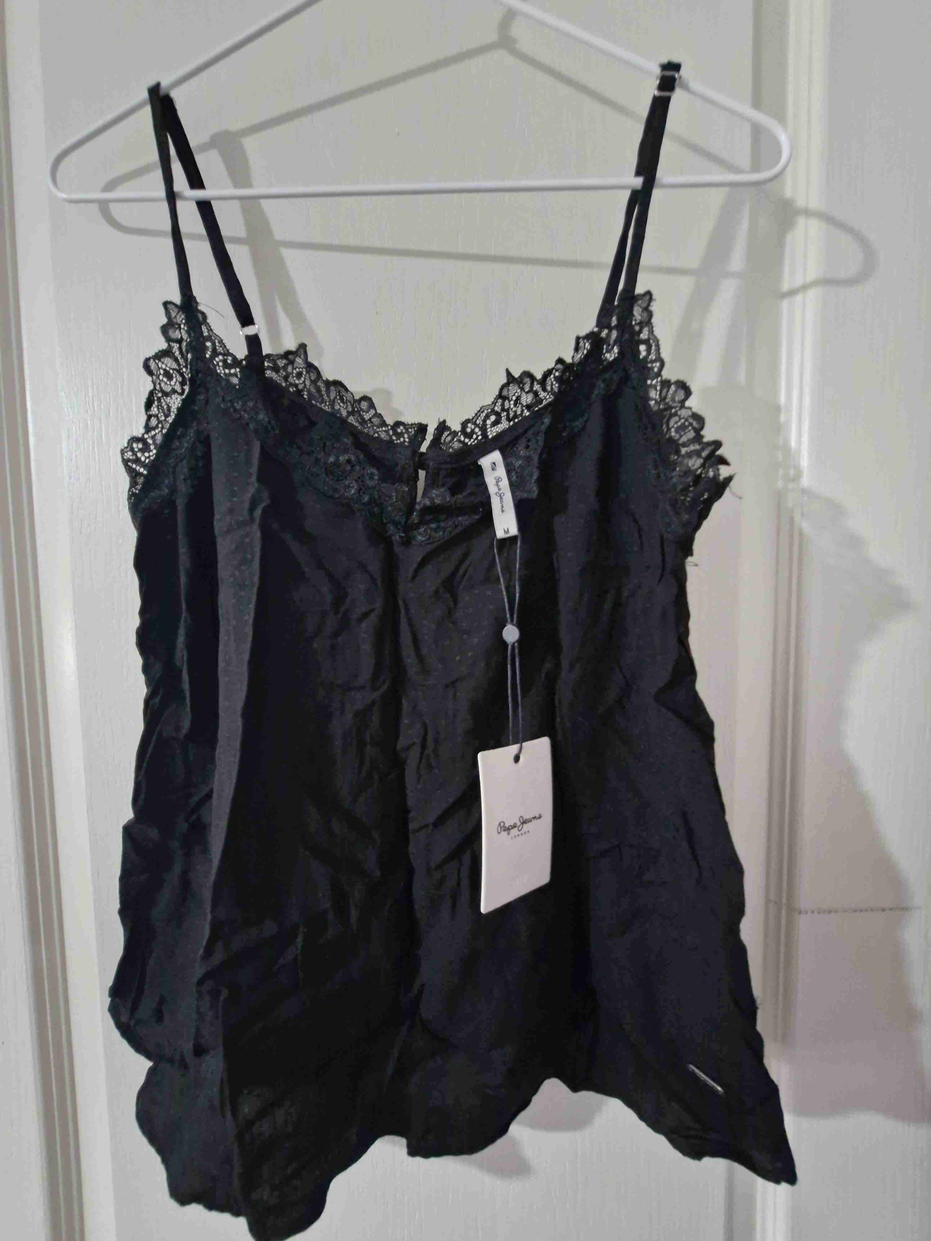 Polera Pepe jeans negra con encaje nueva