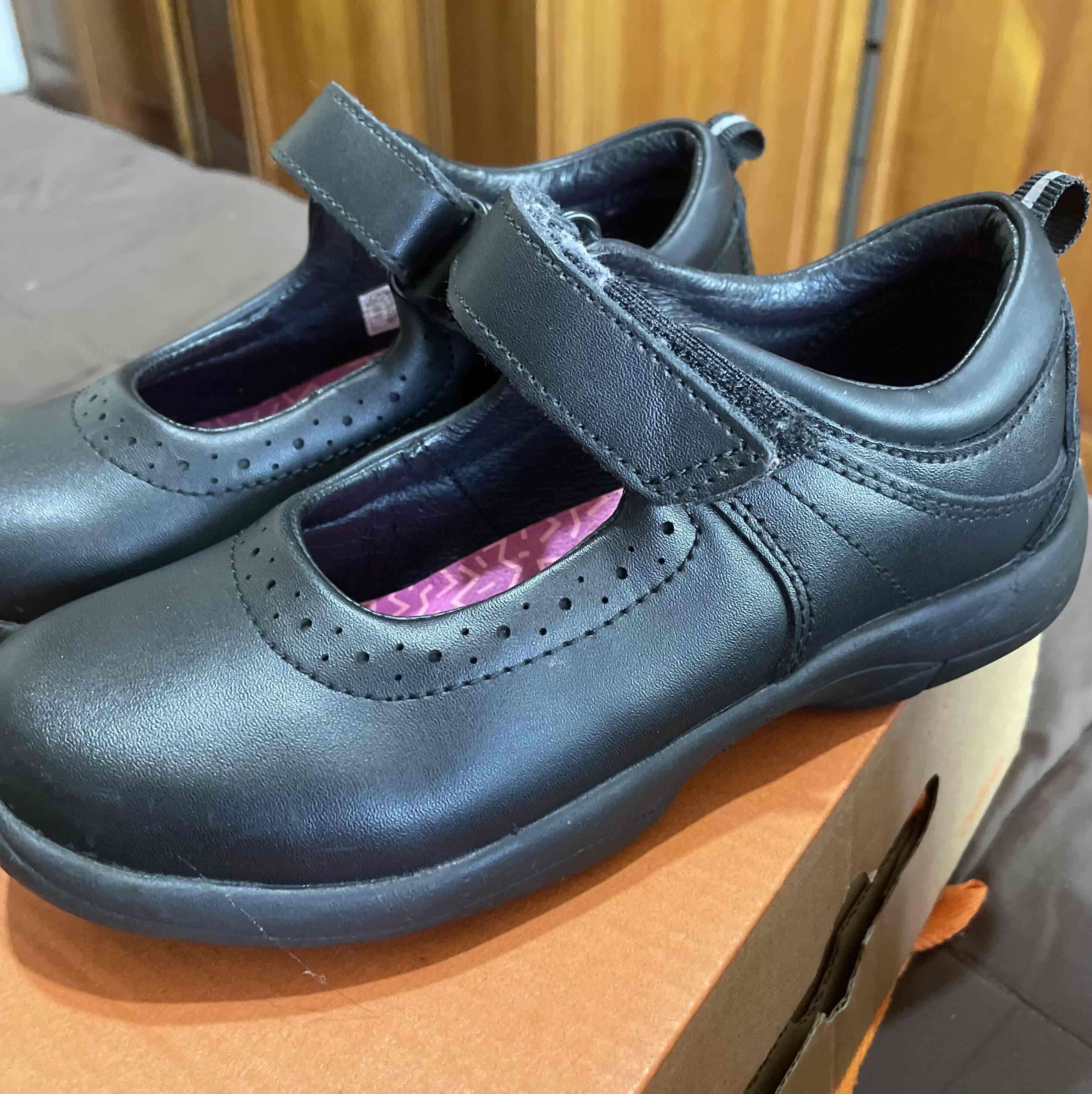 Zapatos escolares negros talla 32 - miniatura 2