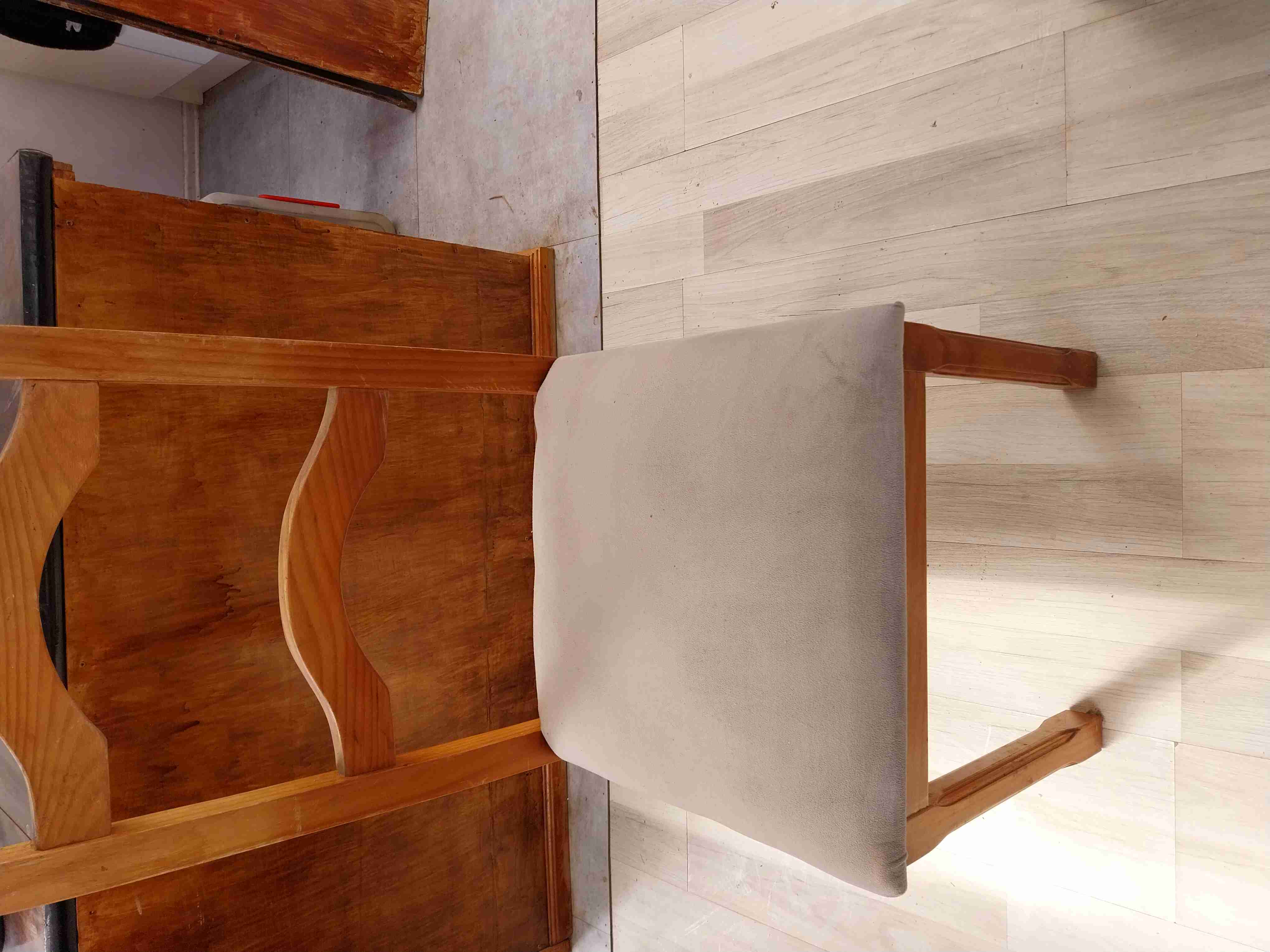 Mesa de comedor de madera - miniatura 2